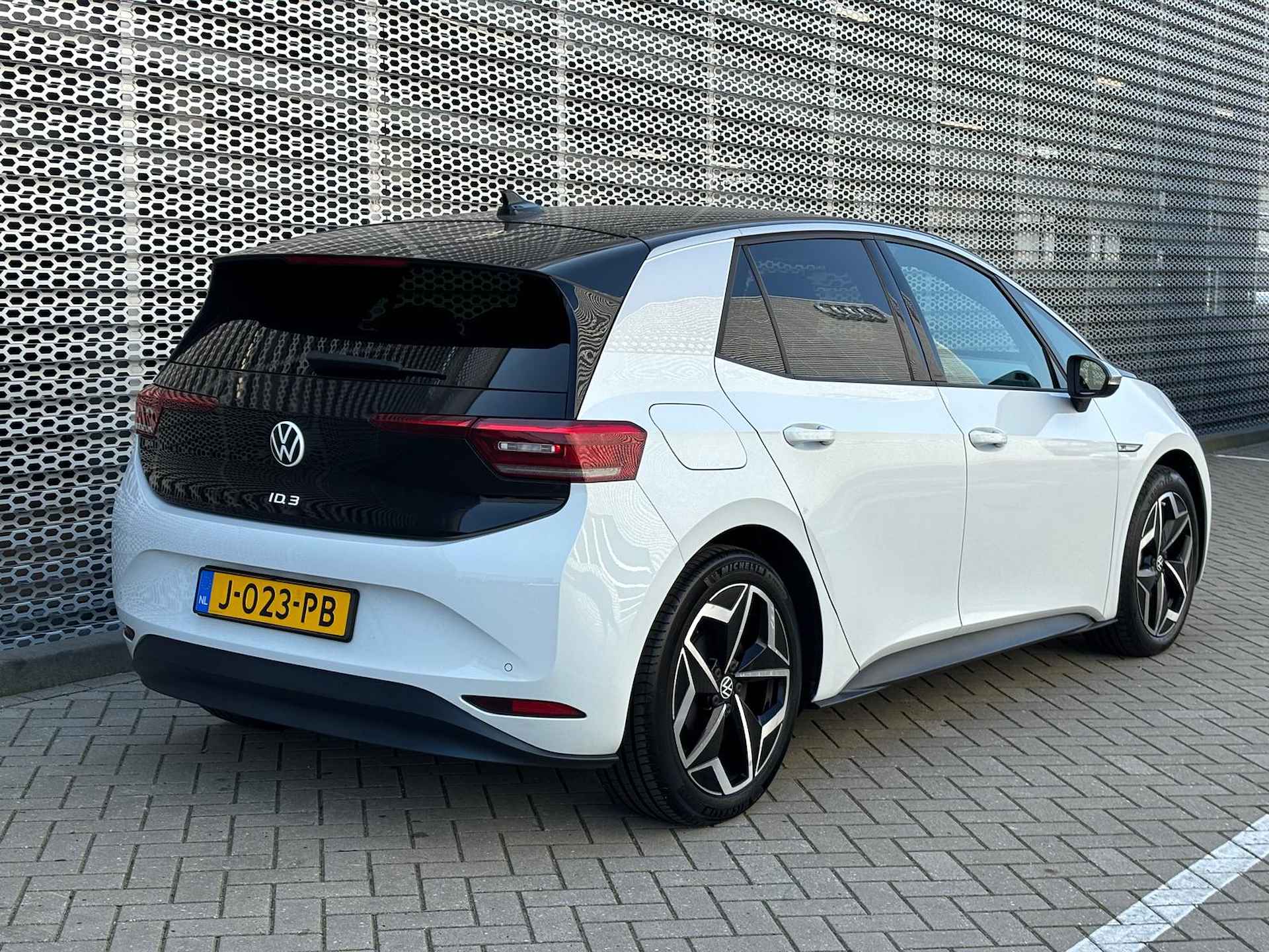 Volkswagen ID.3 First Plus 58 kWh - 27/31