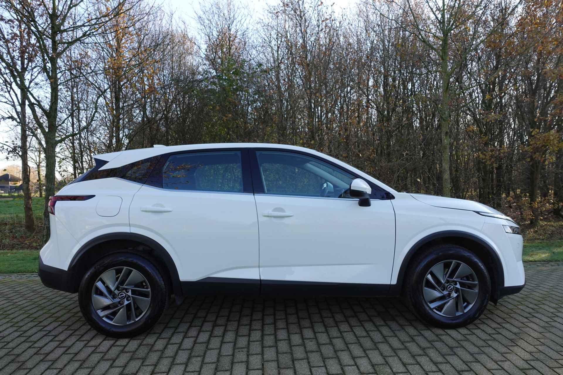 Nissan QASHQAI 1.3 MHEV Xtronic Business Access Winterpakket DAB LED Verw. stuurwiel Stoelverwarming - 6/54