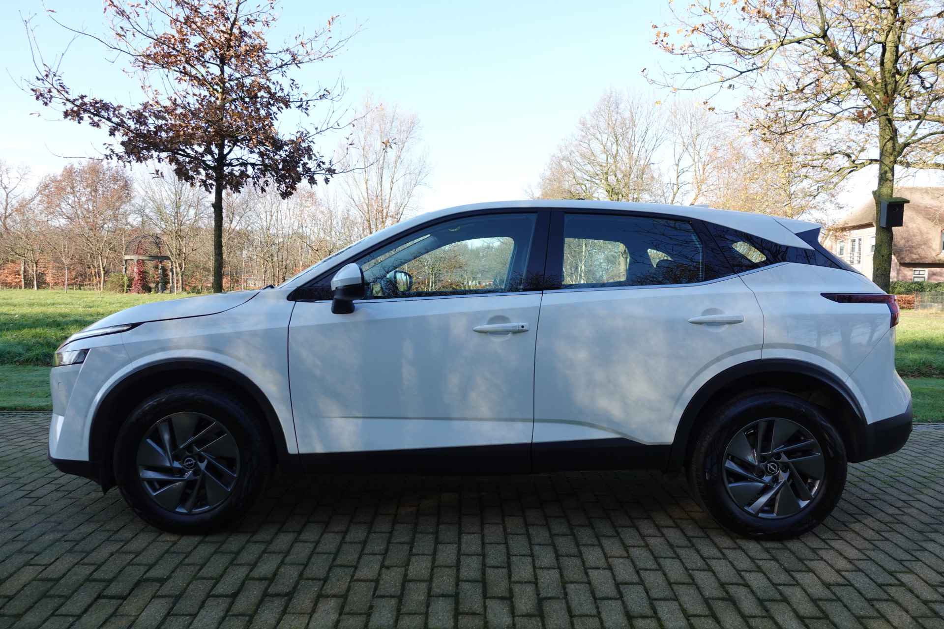 Nissan QASHQAI 1.3 MHEV Xtronic Business Access Winterpakket DAB LED Verw. stuurwiel Stoelverwarming - 10/54