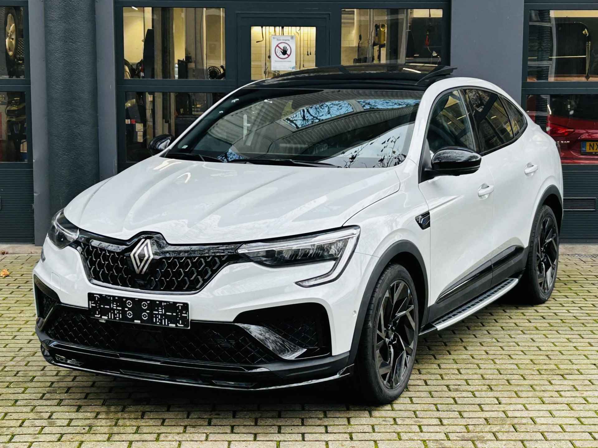 Renault Arkana 1.6 E-Tech hybrid 145 esprit Alpine SPECIAL SAM EDITION COMPLEET UITGEVOERD! / UIT VOORRAAD LEVERBAAR OP = OP NU MET €3.000,- SALE & SALE KORTING!!! - 16/34