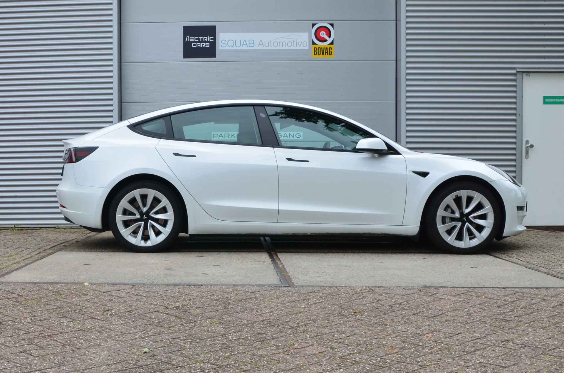 Tesla Model 3 Long Range AWD 75 kWh Enhanced AutoPilot - 7/33