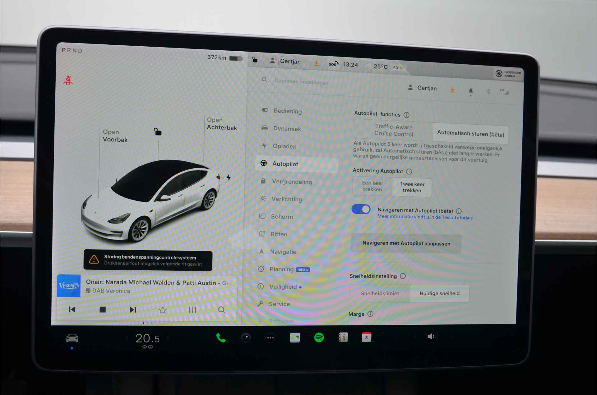 Tesla Model 3 Long Range AWD 75 kWh Enhanced AutoPilot - 18/33