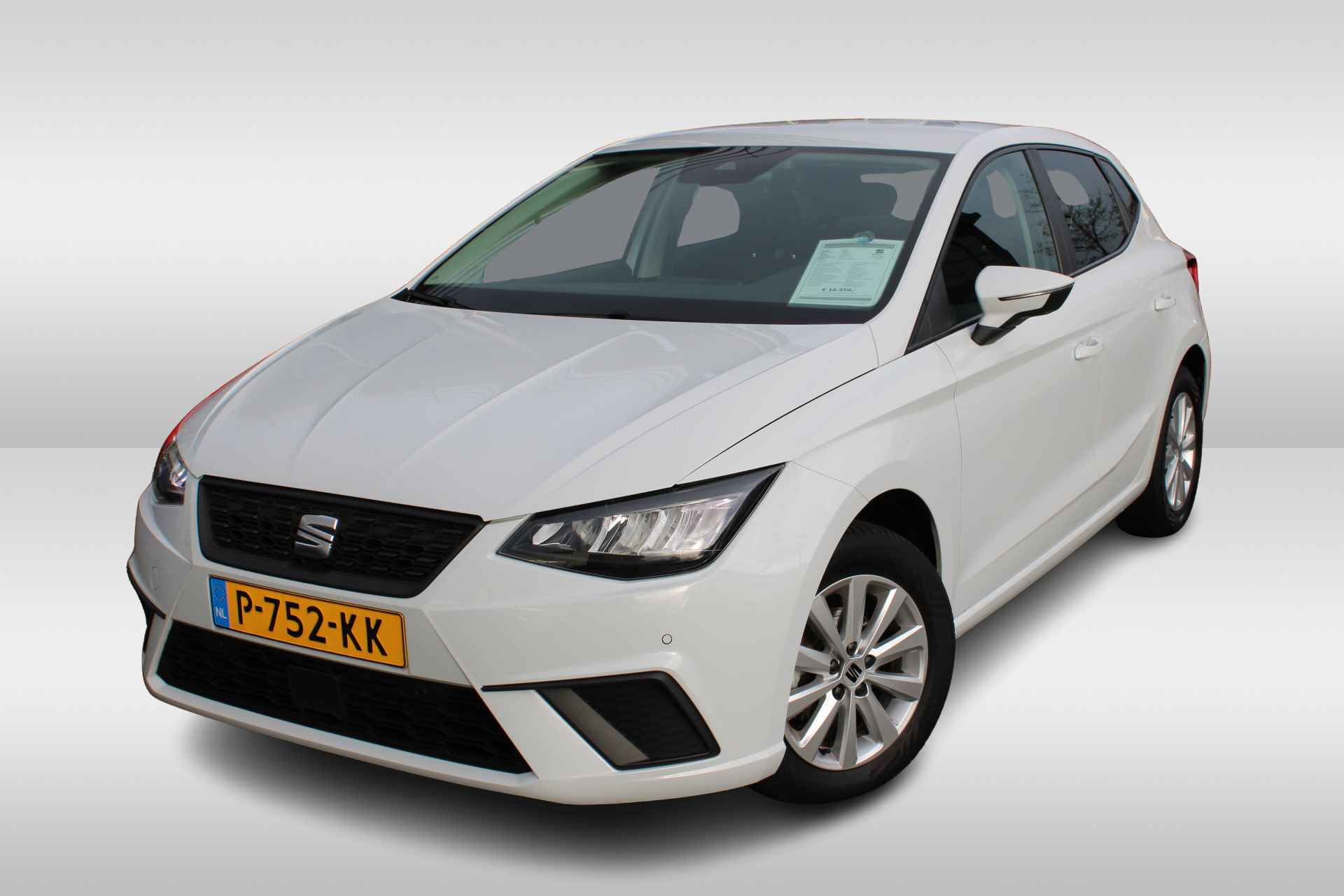 SEAT Ibiza 1.0 EcoTSI Style Business Intense Parkeersensoren / Navigatie / Wimterpakket / Extra getint glas / Virtual Cockpit - 4/36