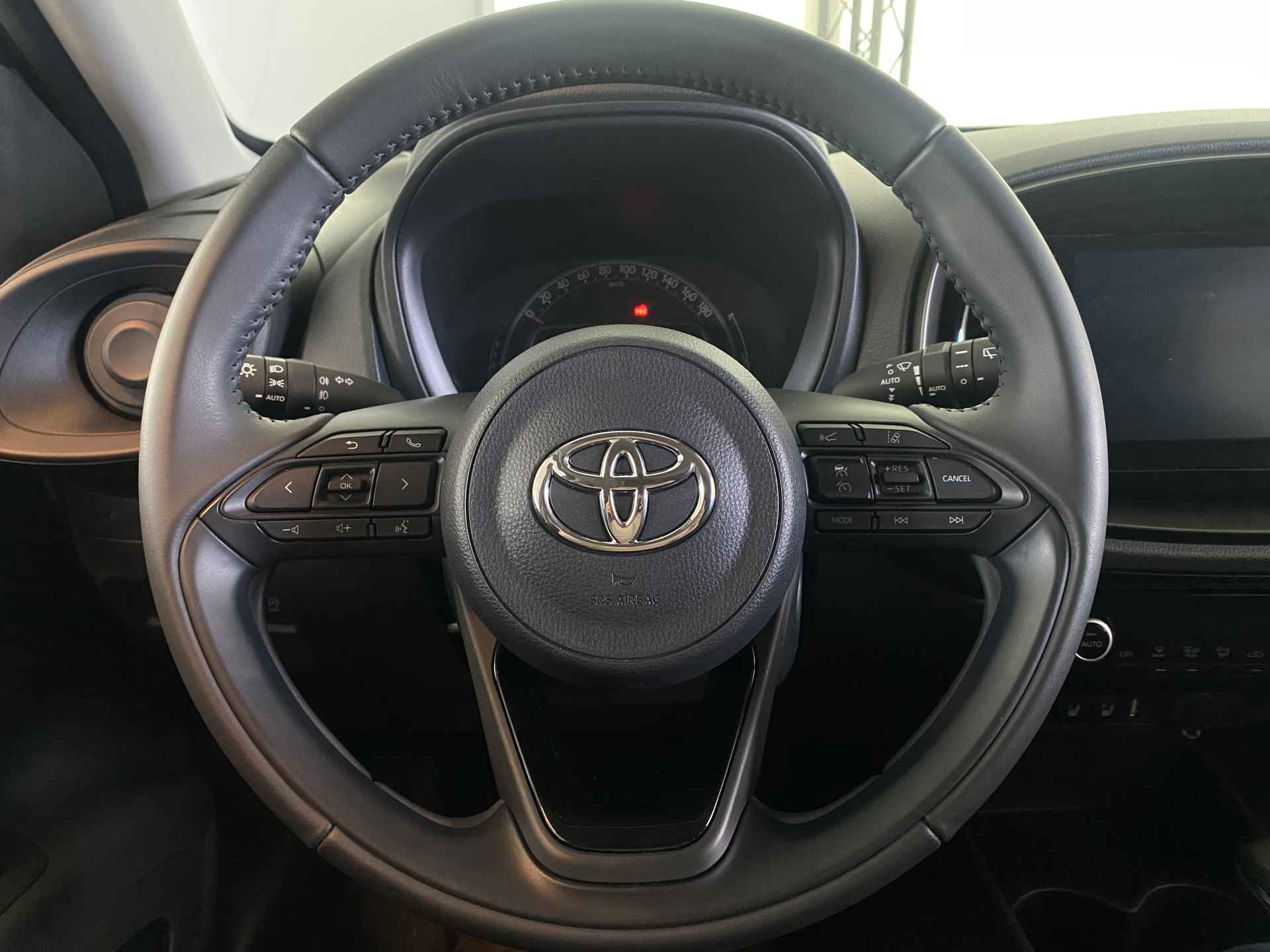 Toyota Aygo X 1.0 VVT-i Pulse Automaat | Apple Carplay | Climate Control | ACC | DAB | Camera | - 13/40