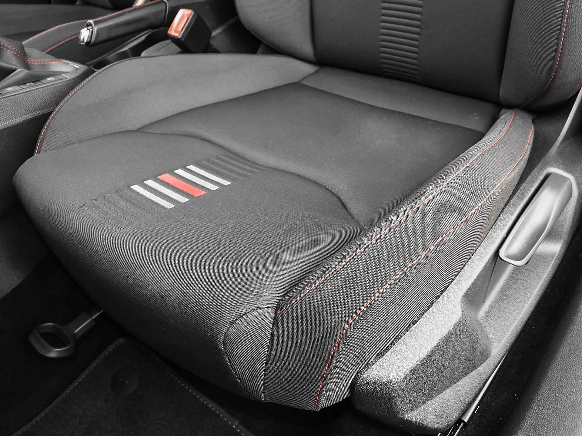 SEAT Ibiza 1.0 Tsi 115pk FR Business Intense | Climatronic | Cruise Control | P-Sensoren | Camera | Navi | Full Link | Virtual Cockpit | 17'' Inch | 12 Maanden BOVAG-Garantie - 10/30