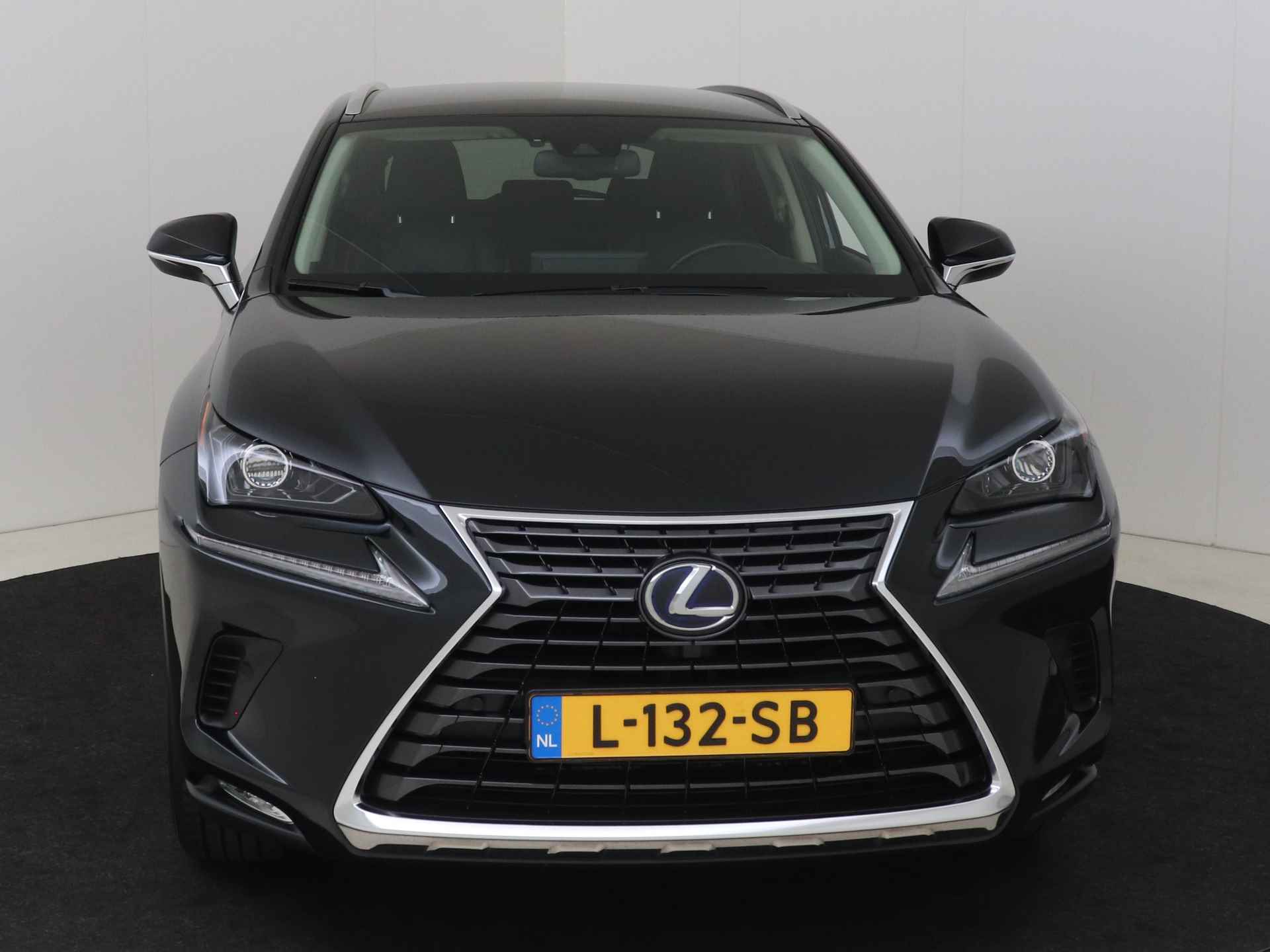 Lexus NX 300h AWD Ultimate Edition | Premium Navigatie | Safety System | Lederen Bekleding | - 29/51