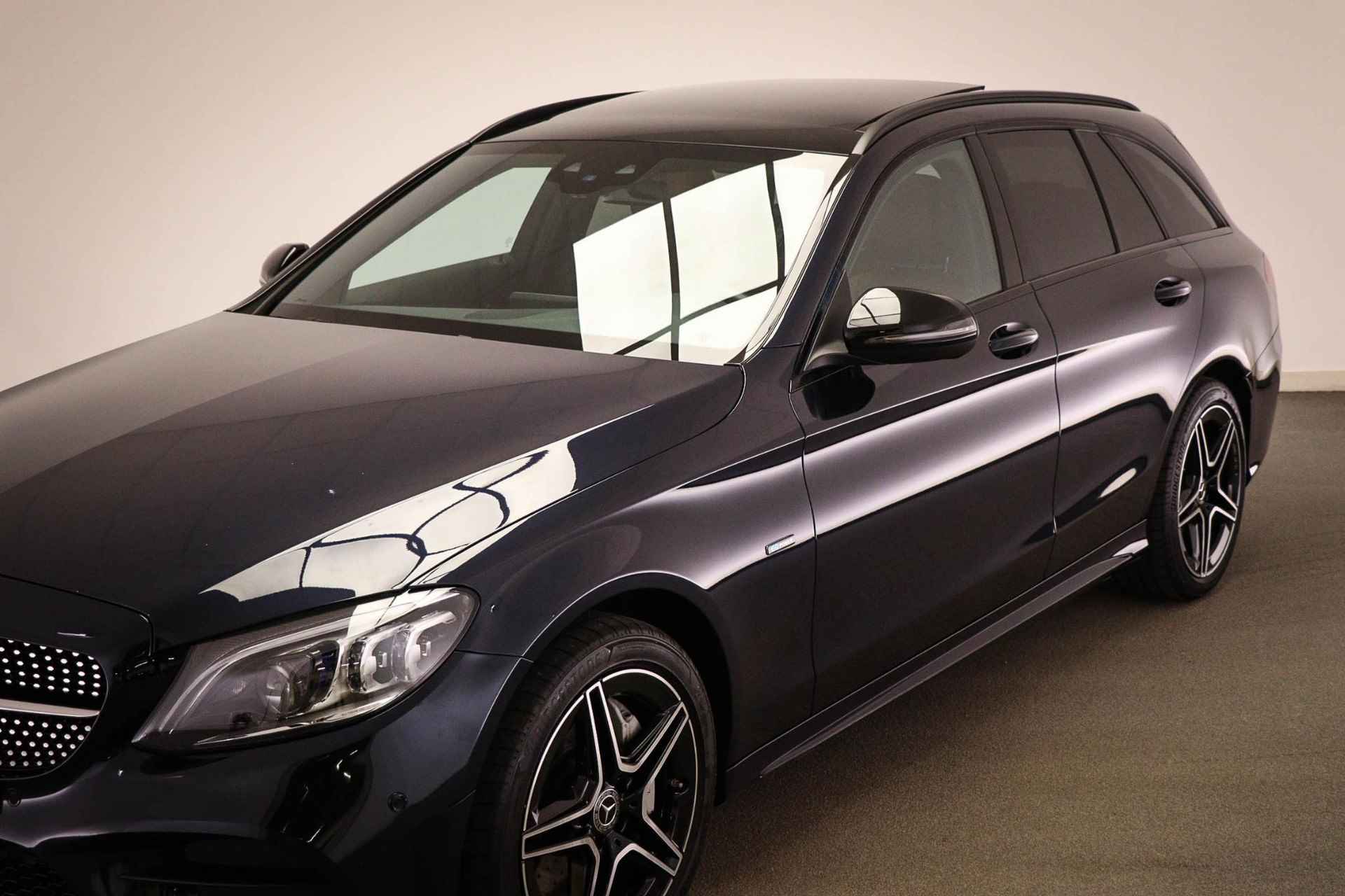 Mercedes-Benz C-klasse Estate 300 e | AMG LINE | SFEERVERLICHTING | DAB | APPLE | DRAADLOZE LADER - 20/61