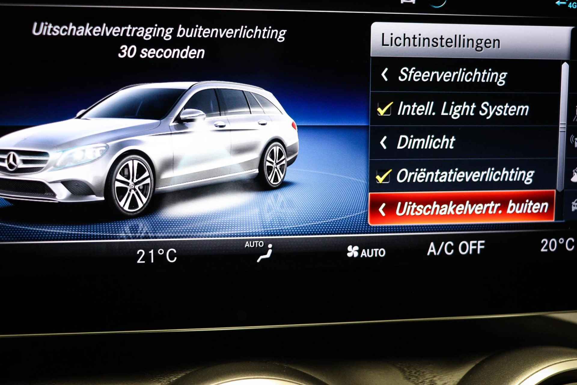 Mercedes-Benz C-klasse Estate 300 e | AMG LINE | SFEERVERLICHTING | DAB | APPLE | DRAADLOZE LADER - 52/61