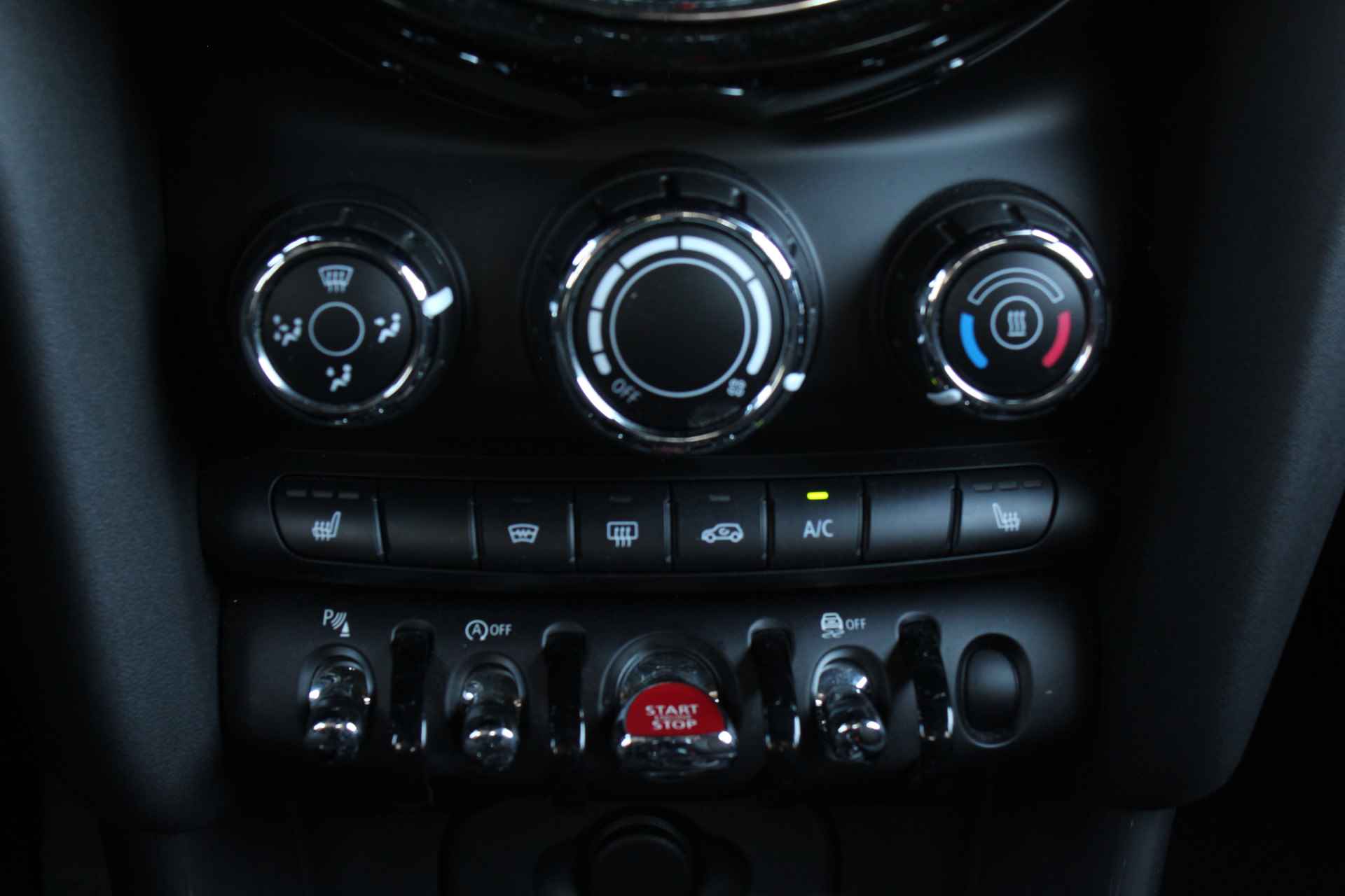 MINI Hatchback Cooper Salt / LED / Comfort Access / Harman-Kardon / Park Assistant / Stoelverwarming / Navigatie / Cruise Control - 22/27