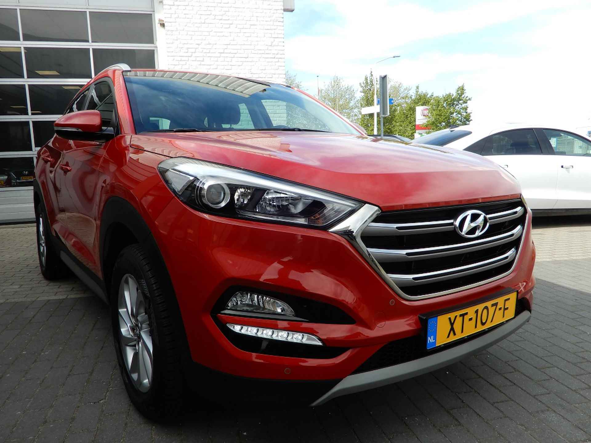 Hyundai Tucson 1.6 GDi Comfort | Navigatie | Achteruitrijcamera | Trekhaak | Cr - 6/30