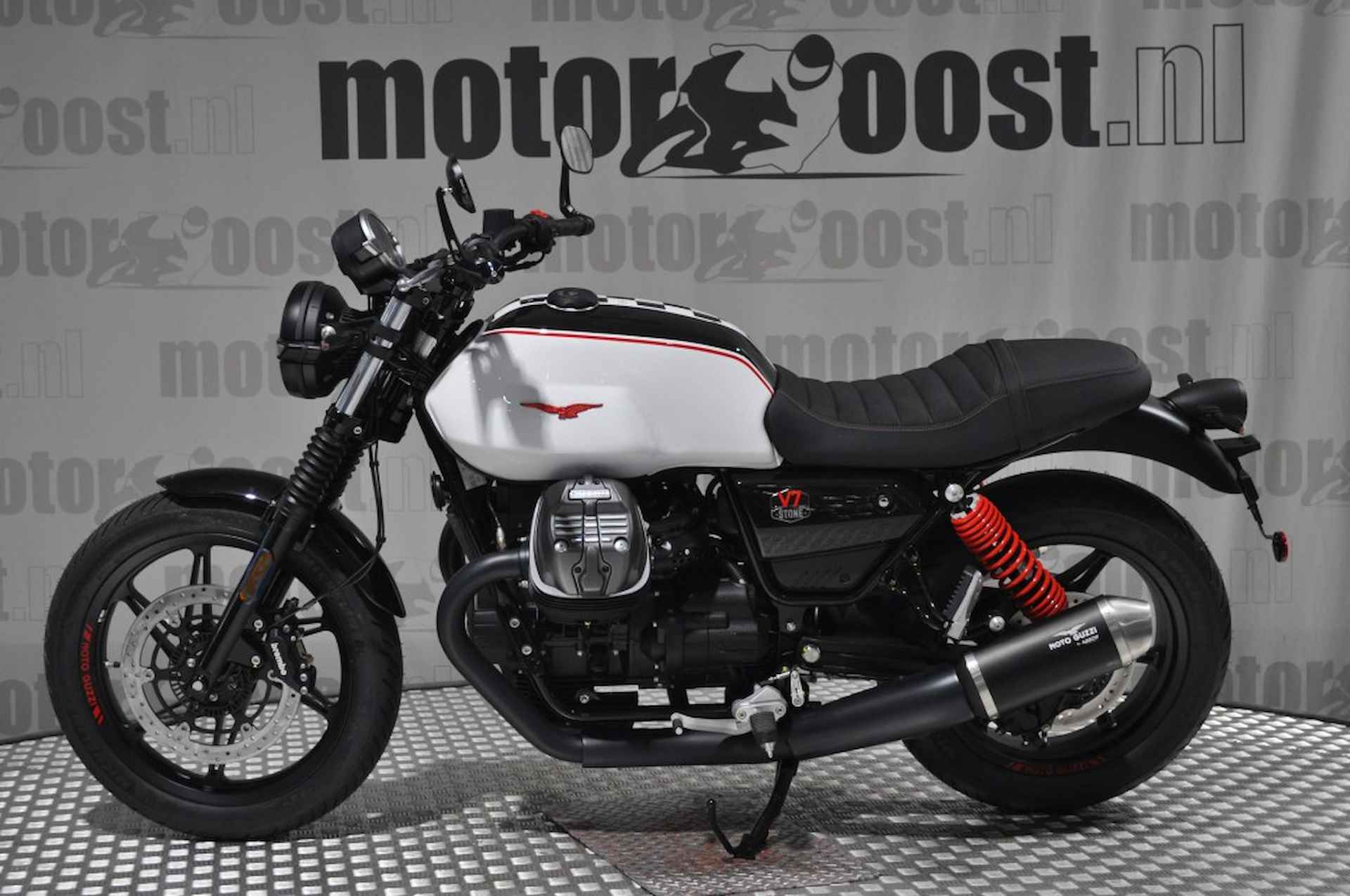 MOTO GUZZI V 7   Stone TEN LIVERY   2014-2024