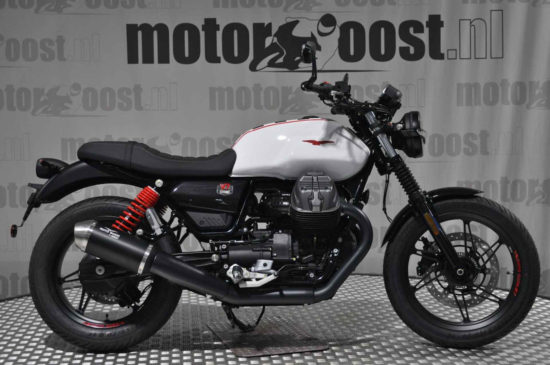 MOTO GUZZI V 7   Stone TEN LIVERY   2014-2024 - 3/22