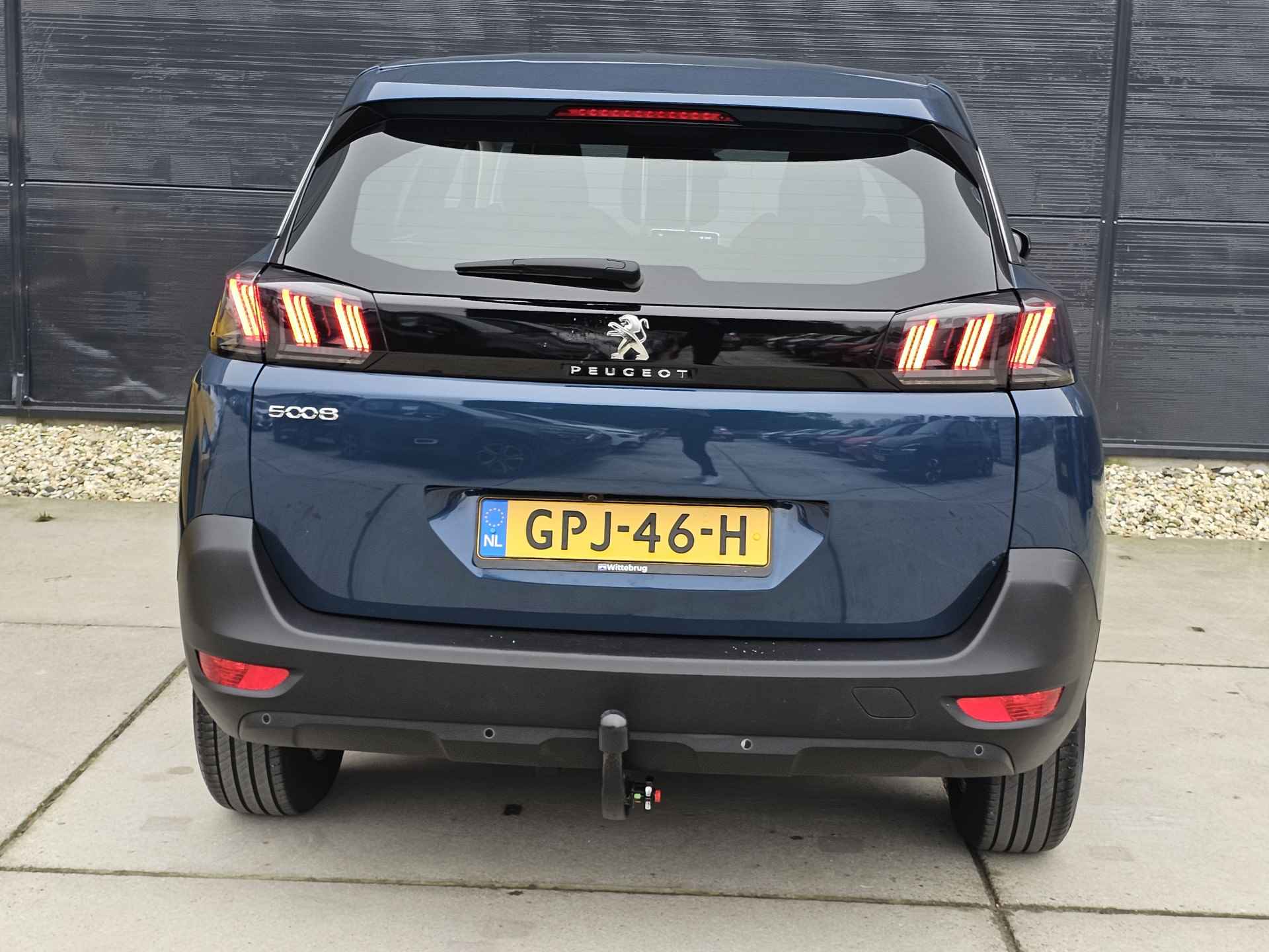 Peugeot 5008 1.2 PureTech Active Automaat | Trekhaak | Stoelverwarming | Parkeercamera - 11/45