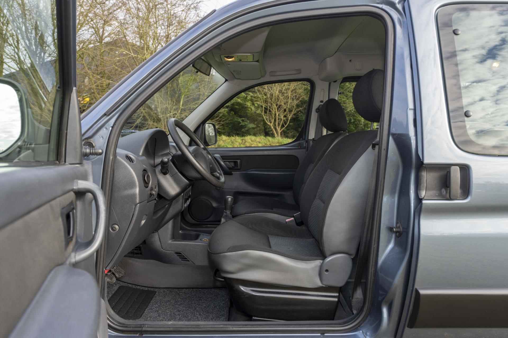 Citroen Berlingo 1.4i Cinqspace 1e Eigenaar + NAP - 13/33