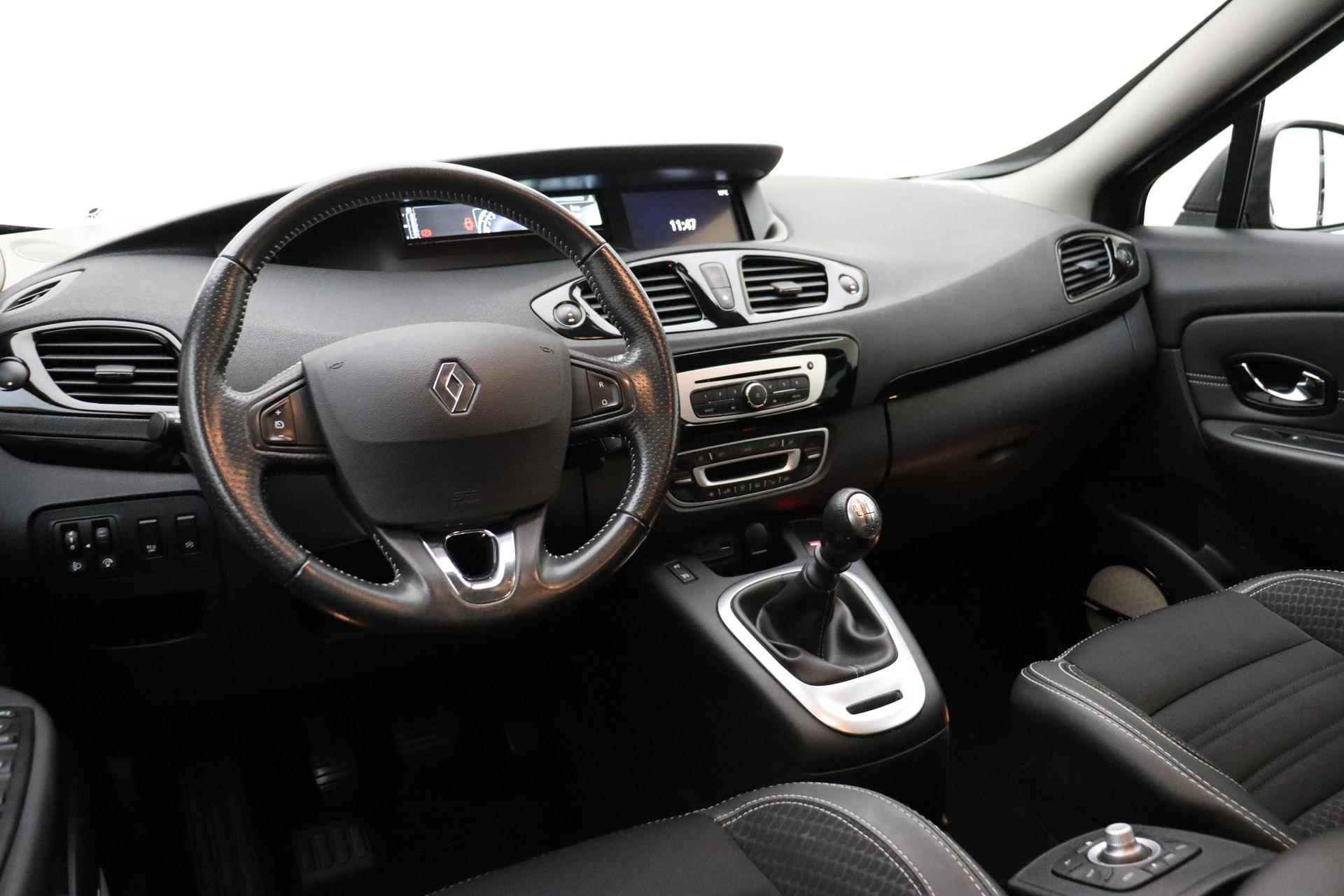 Renault Grand Scénic 1.2 TCe 130pk Bose | Navigatie | Achteruitrijcamera | BOSE | Cruise control | Climate control | Keyless | Trekhaak - 9/37