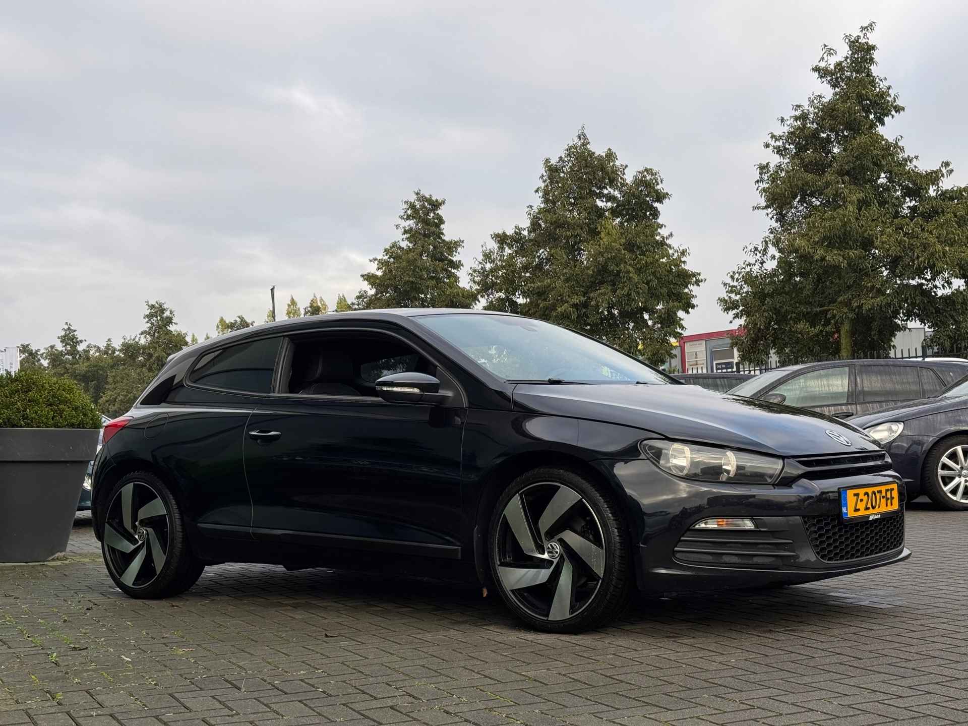 Volkswagen Scirocco 2.0 TSI * Leder * Cruise Control * Stoelverwarming - 24/25