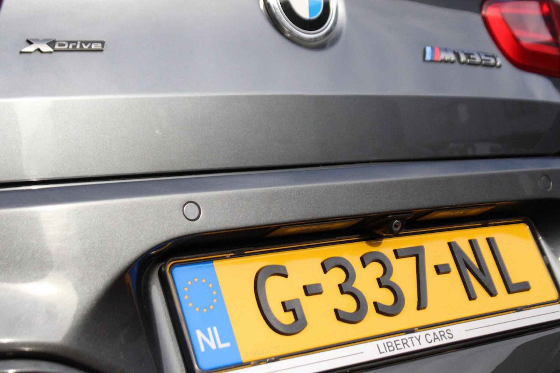 BMW 1-serie M135I XDRIVE Adapt. LED Schuifdak, Lane Assist, Camera. 79.350 K - 49/49