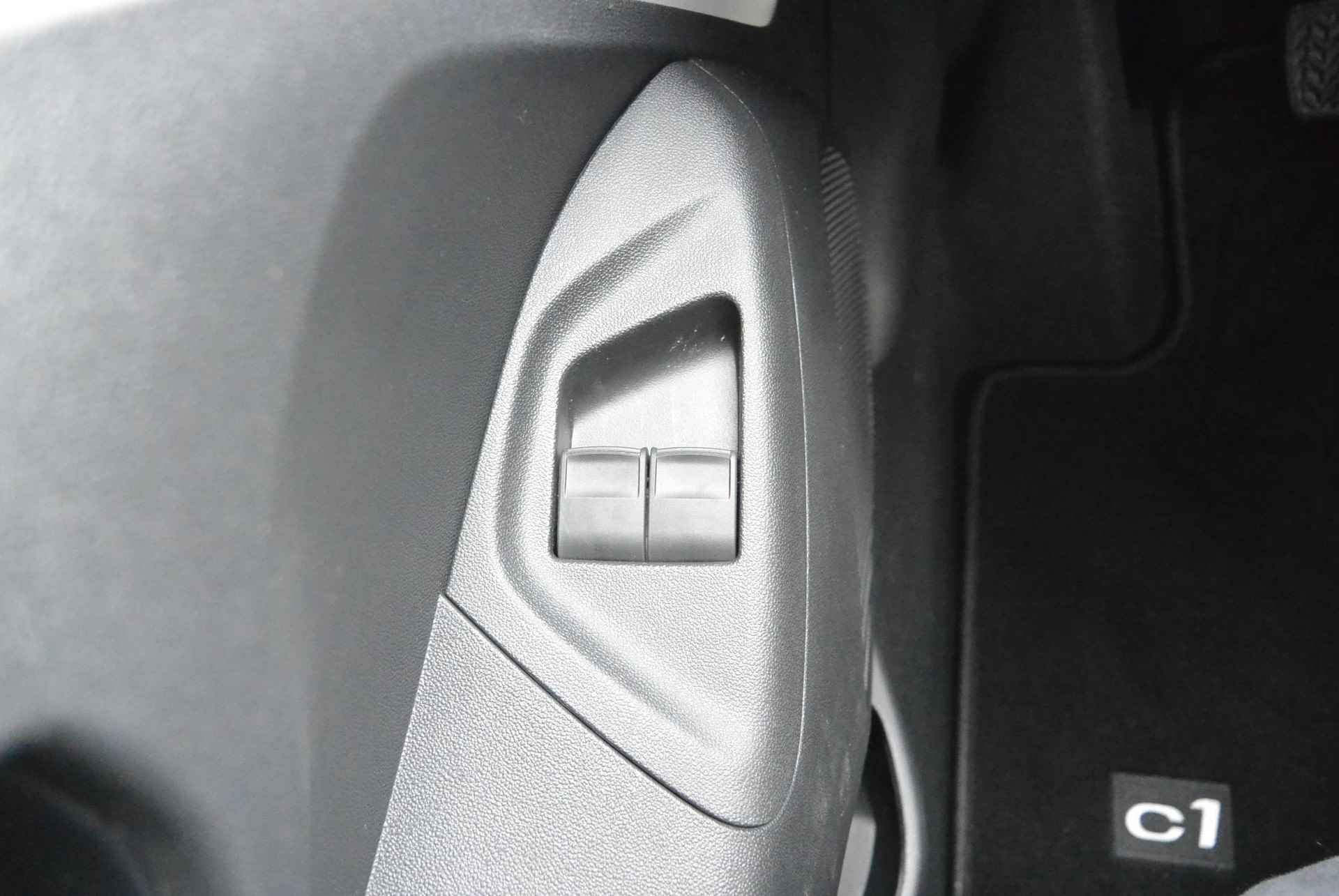 Citroën C1 VTi 72pk Feel │ Pack Comfort │ Pack Look - 32/50