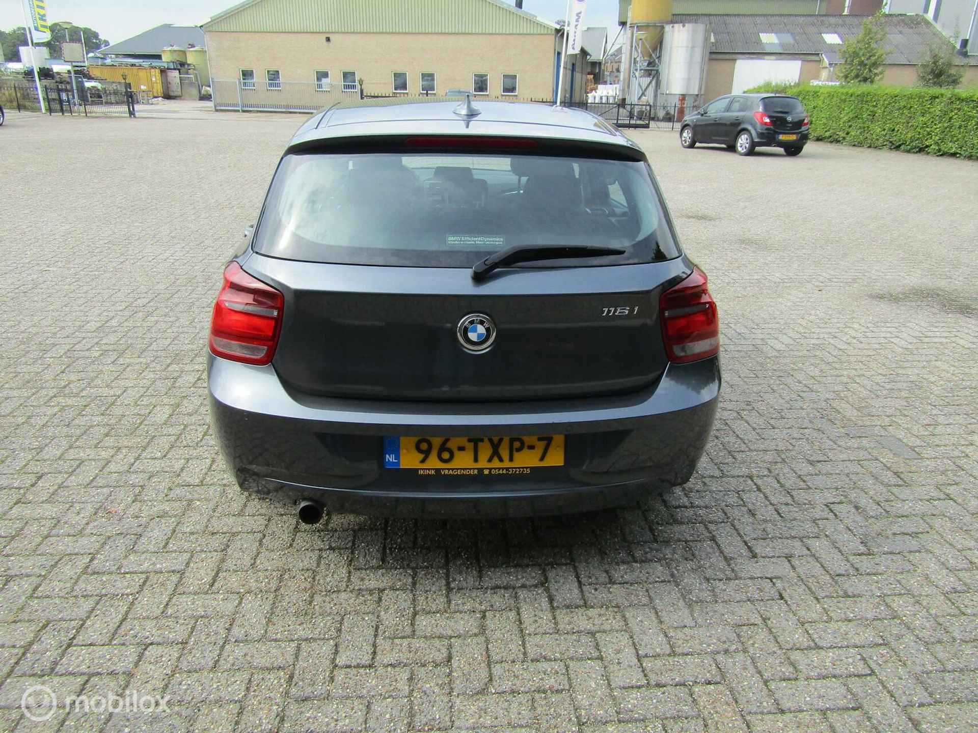 BMW 1-serie 116i Business+ Automaat 1e eigenaar - 5/19