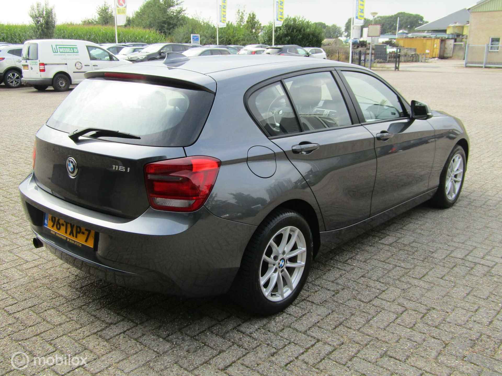 BMW 1-serie 116i Business+ Automaat 1e eigenaar - 6/19