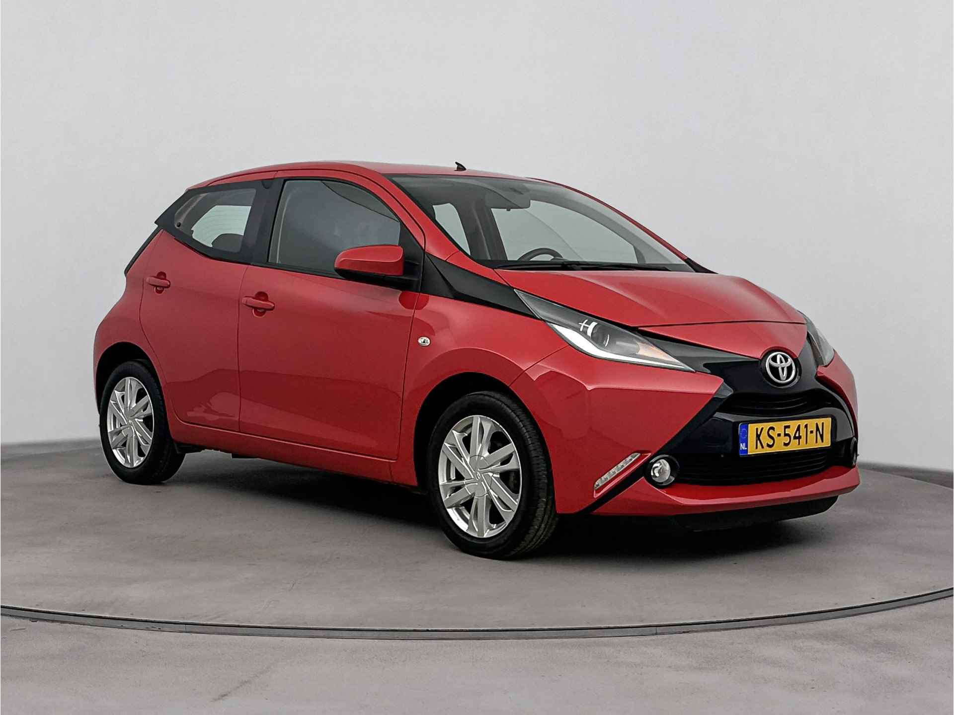 Toyota Aygo 1.0 VVT-i x-cite Limited | Airco | LM velgen | Camera | - 27/39