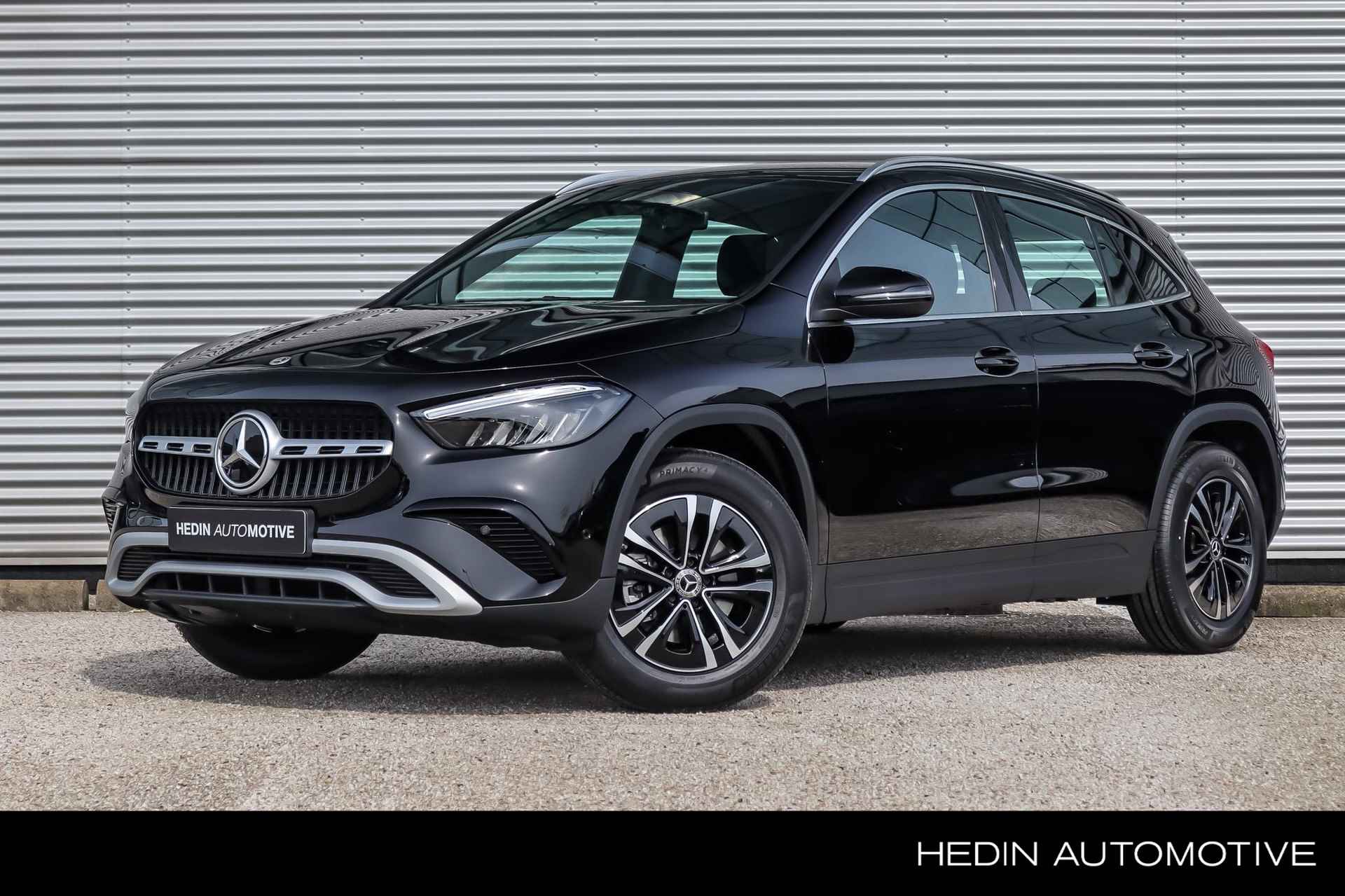 Mercedes-Benz GLA GLA 180 Automaat Star Edition - 1/34