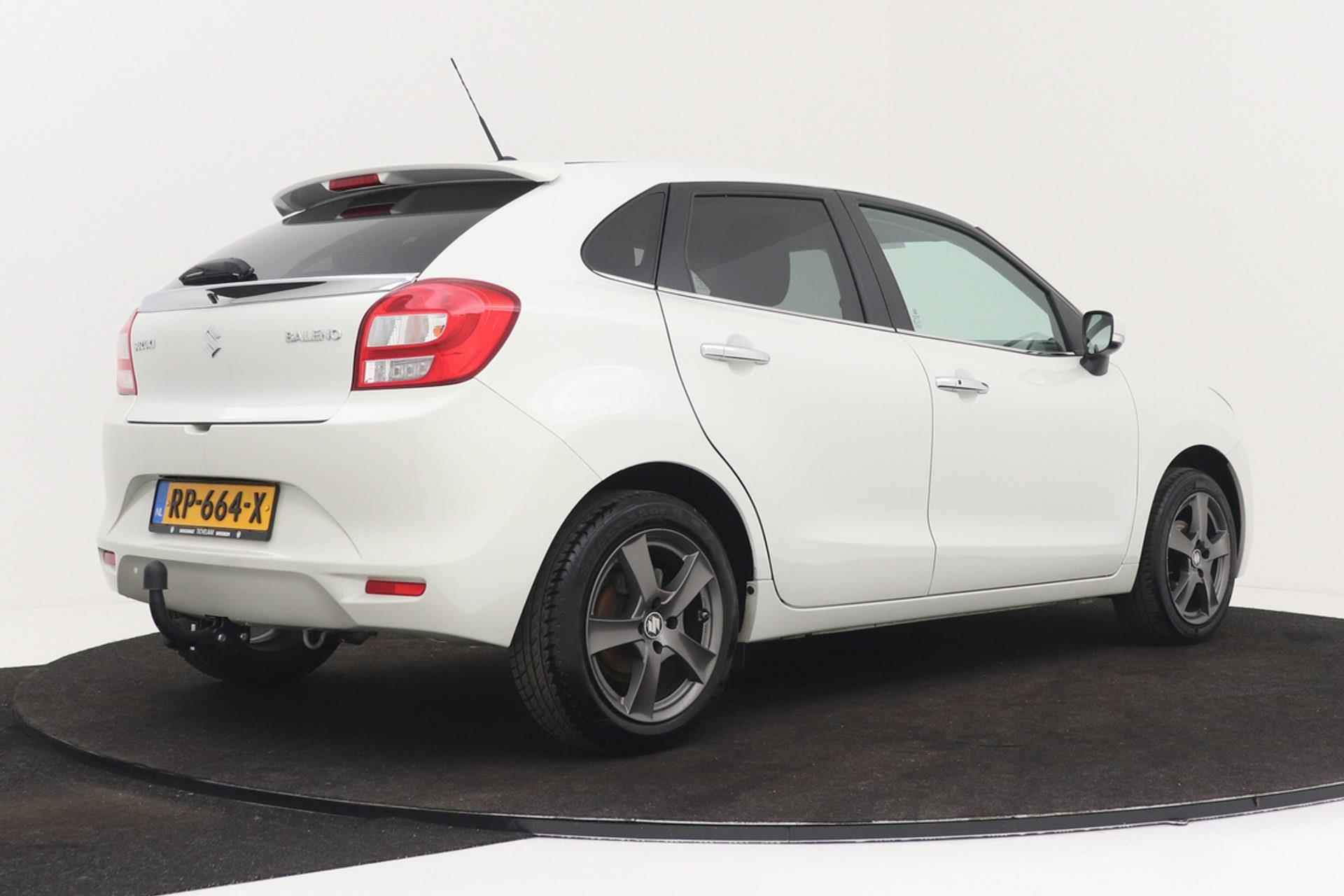 Suzuki Baleno 1.0 Boosterjet High Executive | Trekhaak | Org NL | 112 PK! | Keyless Entry/Start | Camera | Stoelverwarming | - 2/47