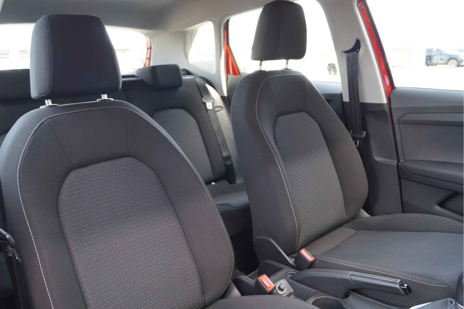 SEAT Arona 1.0 TSI Style DSG7 | Apple Carplay/Android Auto | Voorstoelen verwarmd | Adaptieve Cruise Control - 5/24