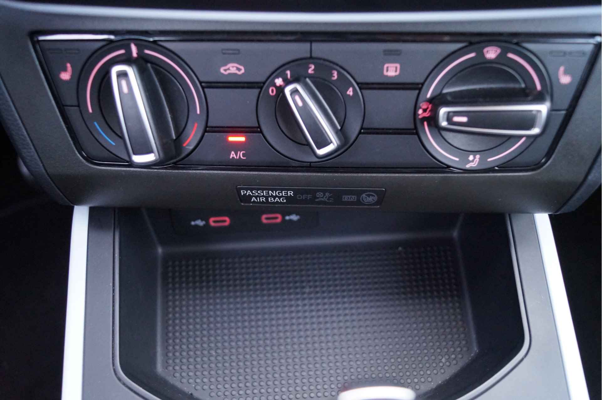 SEAT Arona 1.0 TSI Style DSG7 | Apple Carplay/Android Auto | Voorstoelen verwarmd | Adaptieve Cruise Control - 15/24