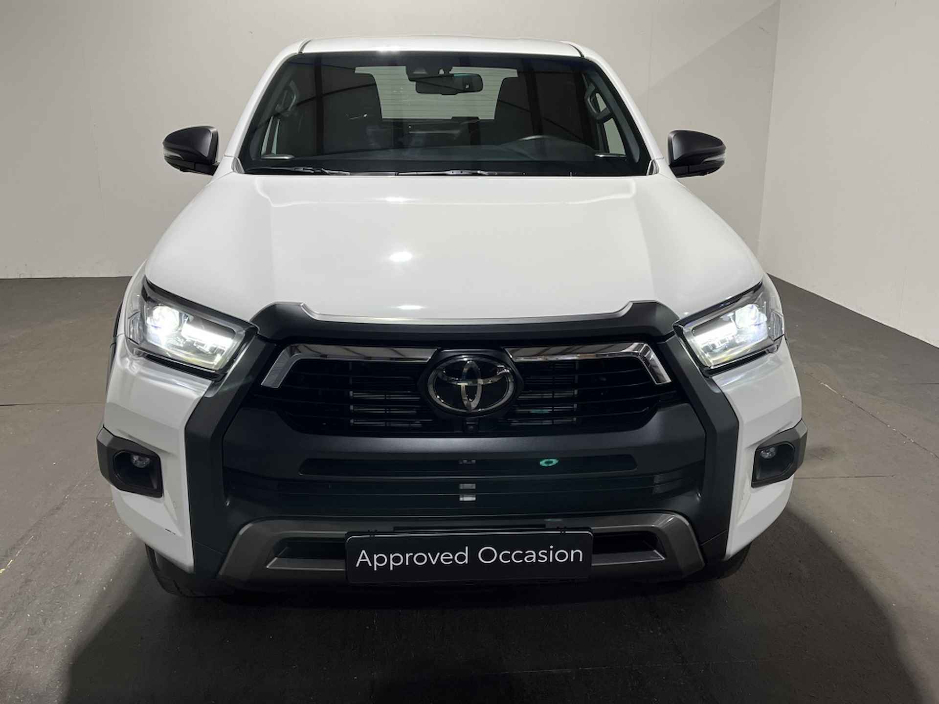 Toyota HiLux 2.8 D-4D DC Invincible | Full options | - 16/30