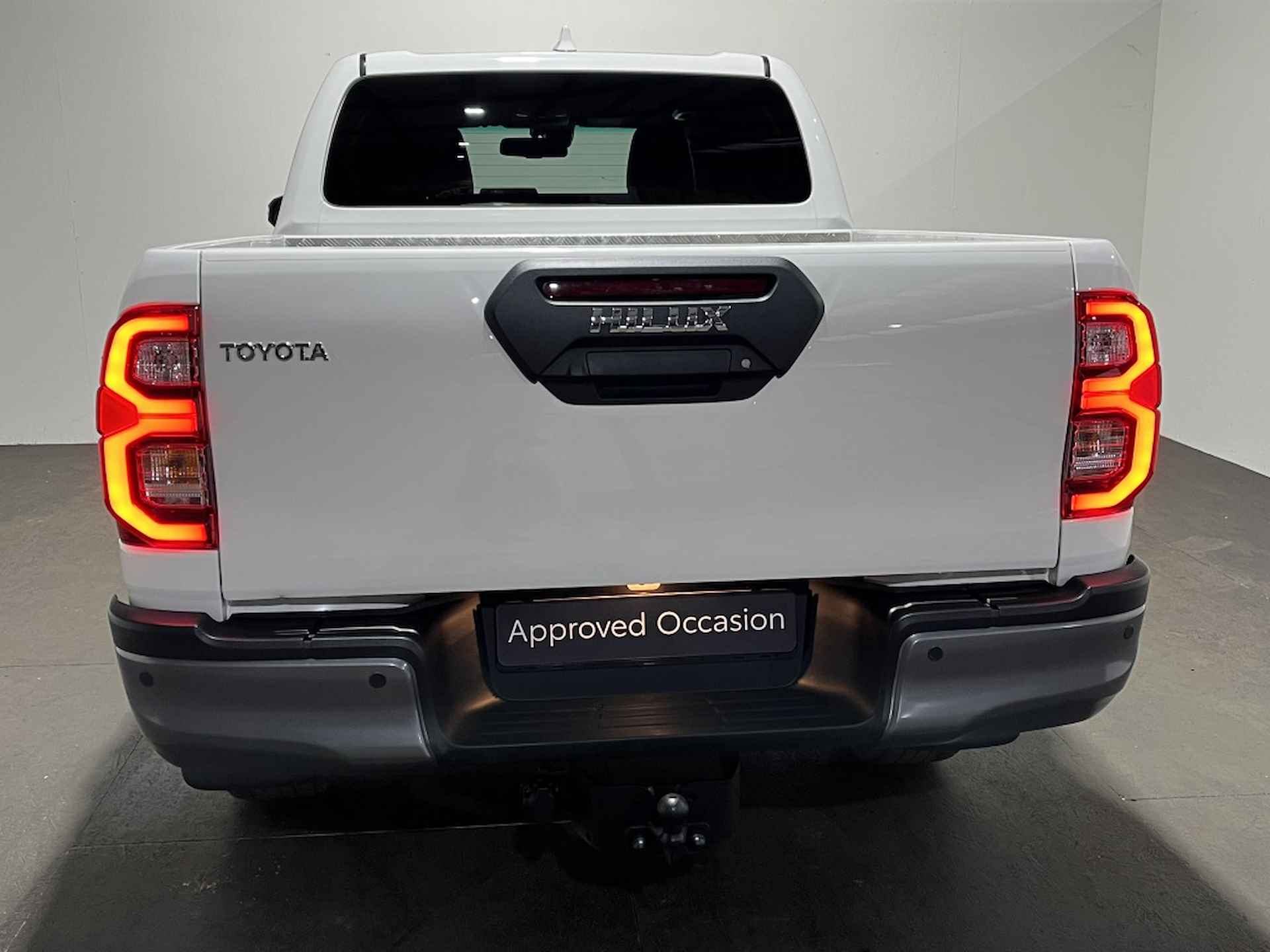 Toyota HiLux 2.8 D-4D DC Invincible | Full options | - 17/30