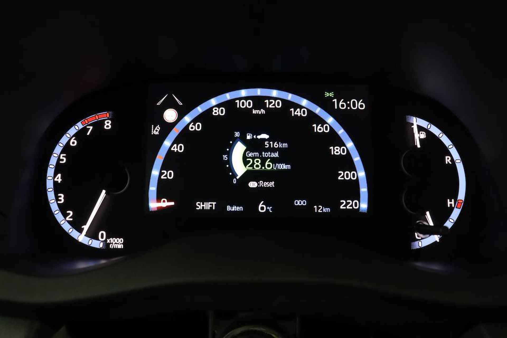 Toyota Yaris Cross 1.5 VVT-I Dynamic | Navigatie | Adaptieve-Cruise | Apple Carplay/Android Auto | Parkeercamera | - 6/49