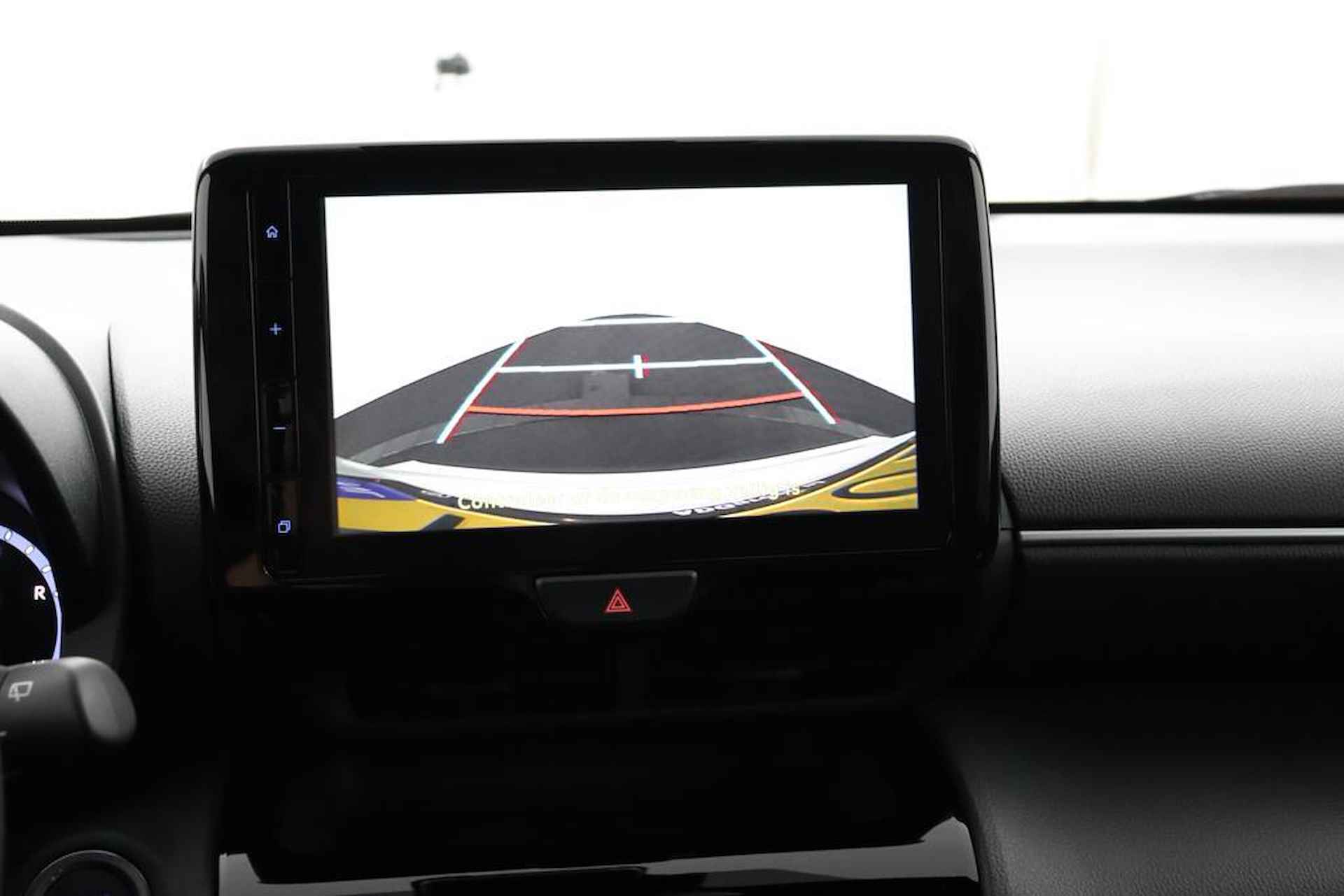 Toyota Yaris Cross 1.5 VVT-I Dynamic | Navigatie | Adaptieve-Cruise | Apple Carplay/Android Auto | Parkeercamera | - 8/49