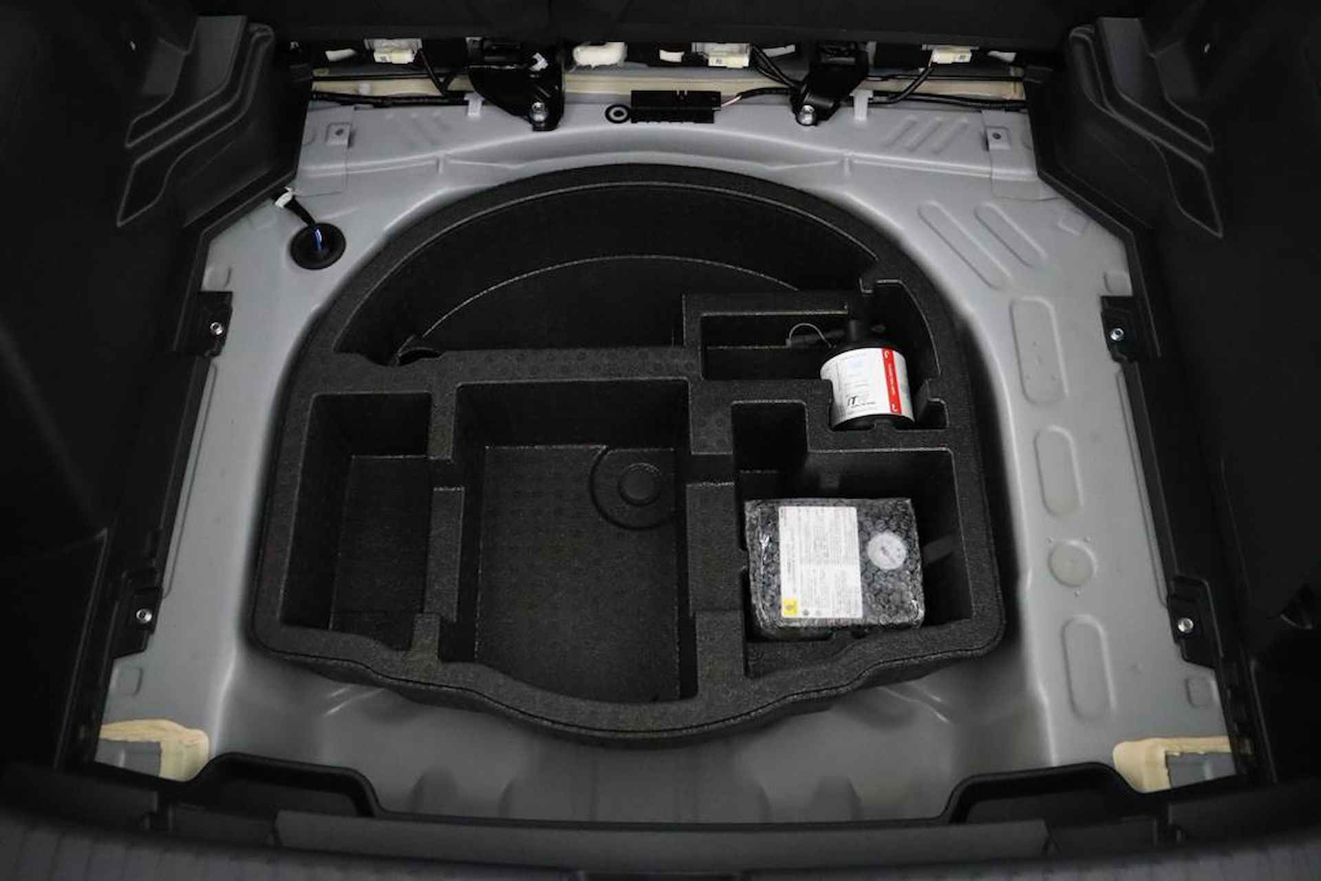 Toyota Yaris Cross 1.5 VVT-I Dynamic | Navigatie | Adaptieve-Cruise | Apple Carplay/Android Auto | Parkeercamera | - 33/49