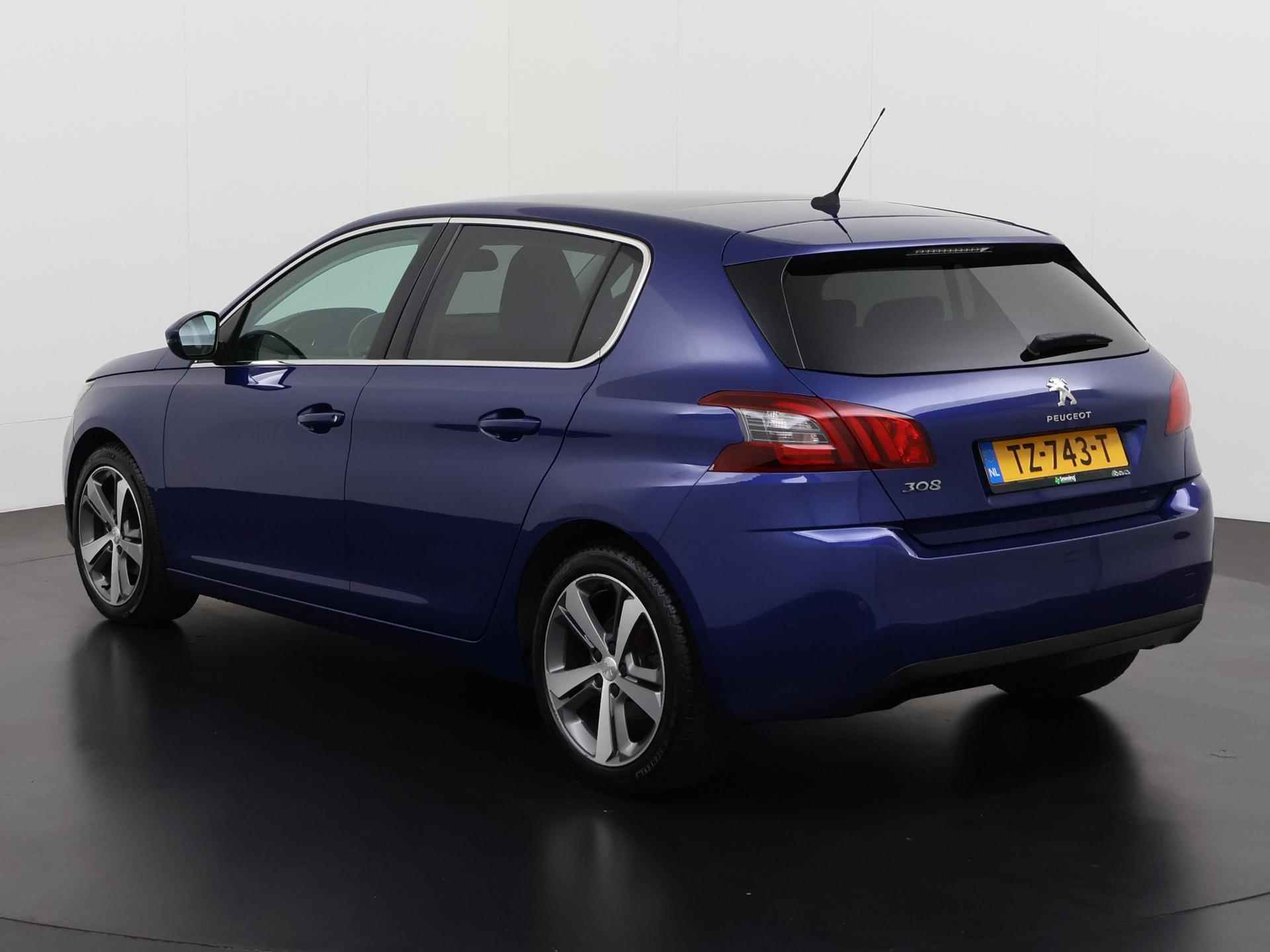 Peugeot 308 1.2 PureTech Allure | Panoramadak | Stoelverwarming | Carplay | Zondag Open! - 6/35