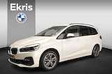 BMW 2 Serie Gran Tourer 216i 7p. | LED | HUD | Sportstoelen | Derde zitrij | PDC | Clima | DAB | Hifi speakers | Alu 17 inch