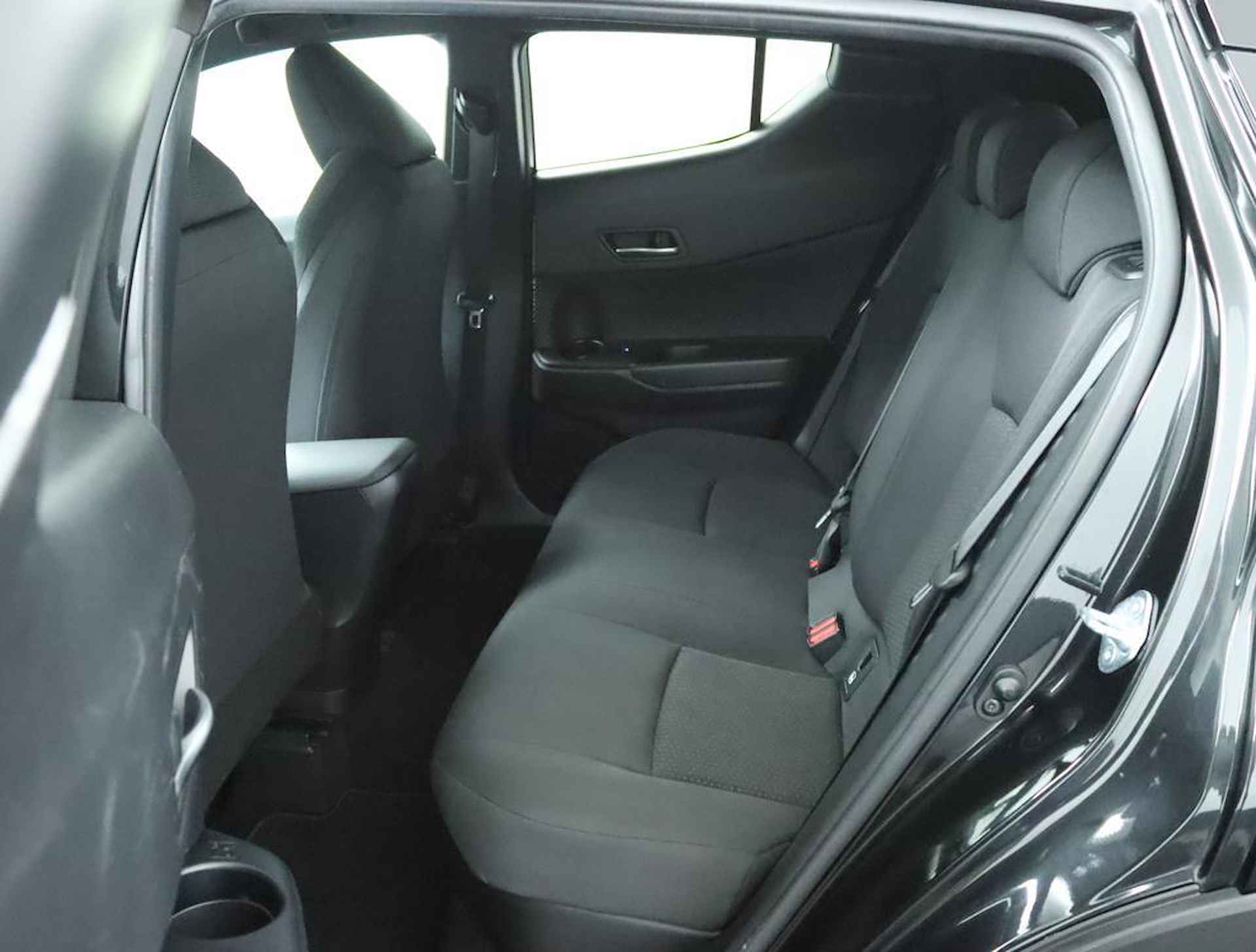 Toyota C-HR 1.8 Hybrid Style Ultimate | Adaptive Cruise Control | Achteruitrijcamera | Stoelverwarming | JBL Audio | - 18/56