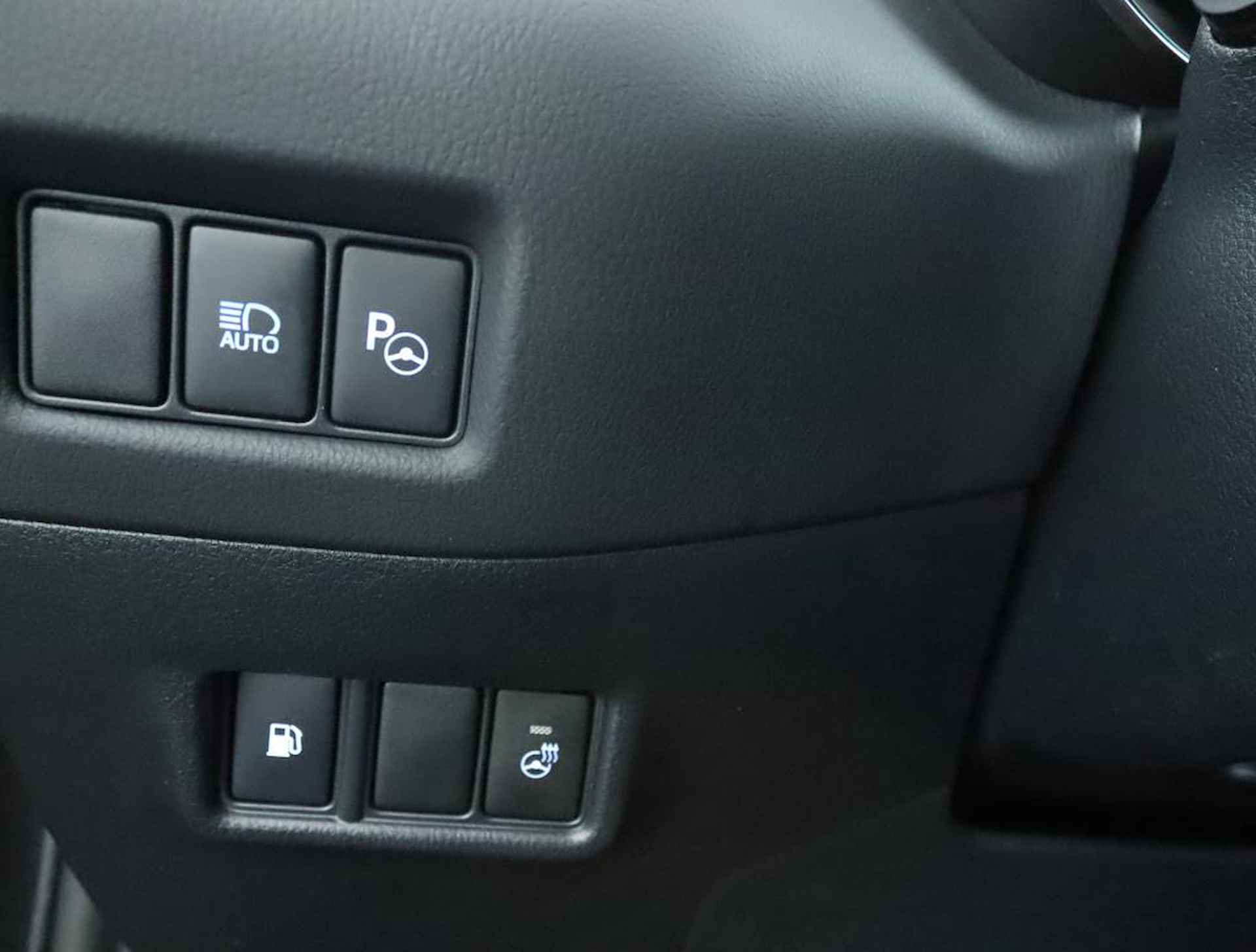 Toyota C-HR 1.8 Hybrid Style Ultimate | Adaptive Cruise Control | Achteruitrijcamera | Stoelverwarming | JBL Audio | - 29/56