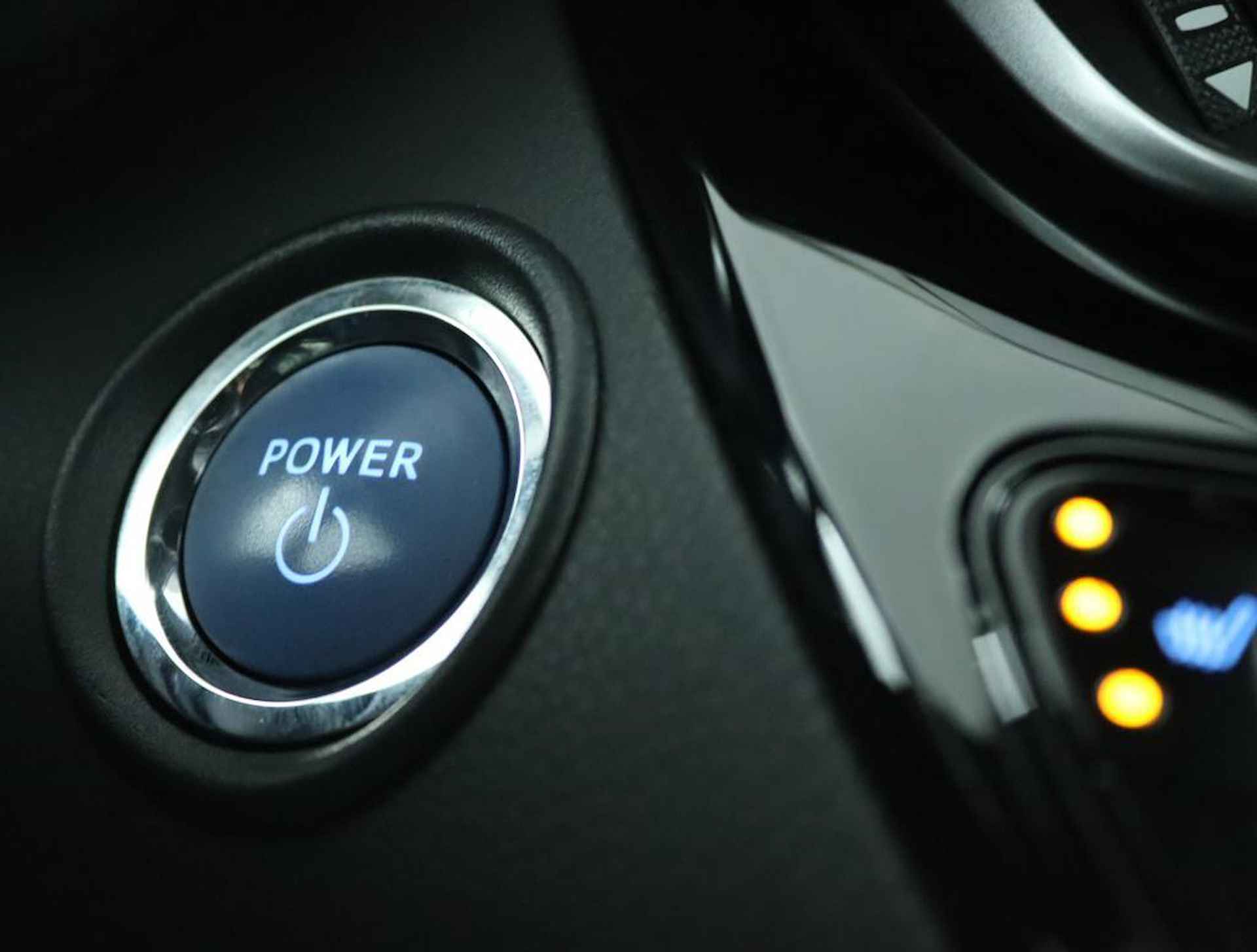 Toyota C-HR 1.8 Hybrid Style Ultimate | Adaptive Cruise Control | Achteruitrijcamera | Stoelverwarming | JBL Audio | - 50/56