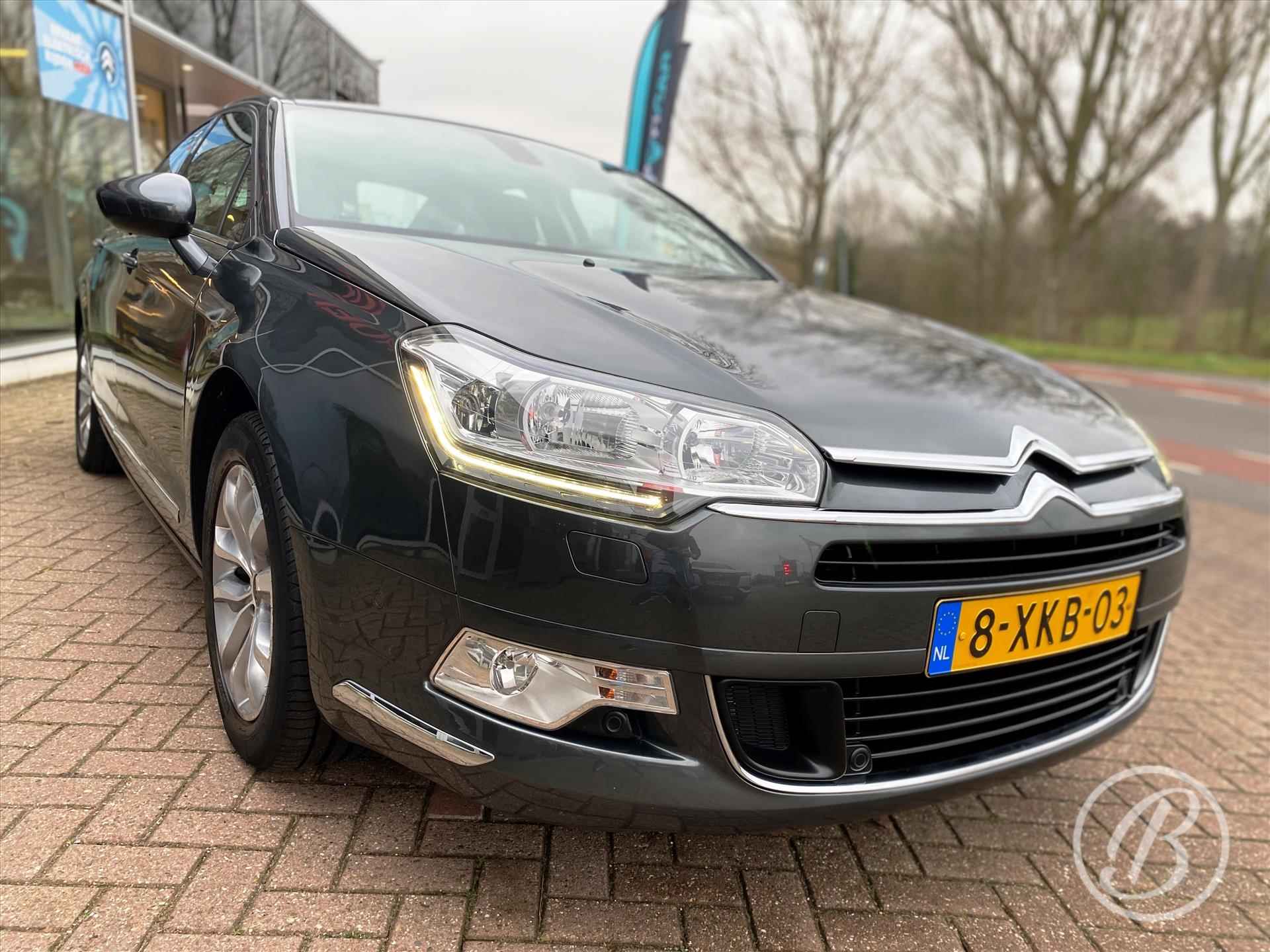 Citroen C5 1.6 155pk Collection Hydractive Veersysteem Sedan | trekhaak, parkeersensoren voor en achtre, navigatie, bluetooth, 17 inch velgen, climate- en cruise - 34/56