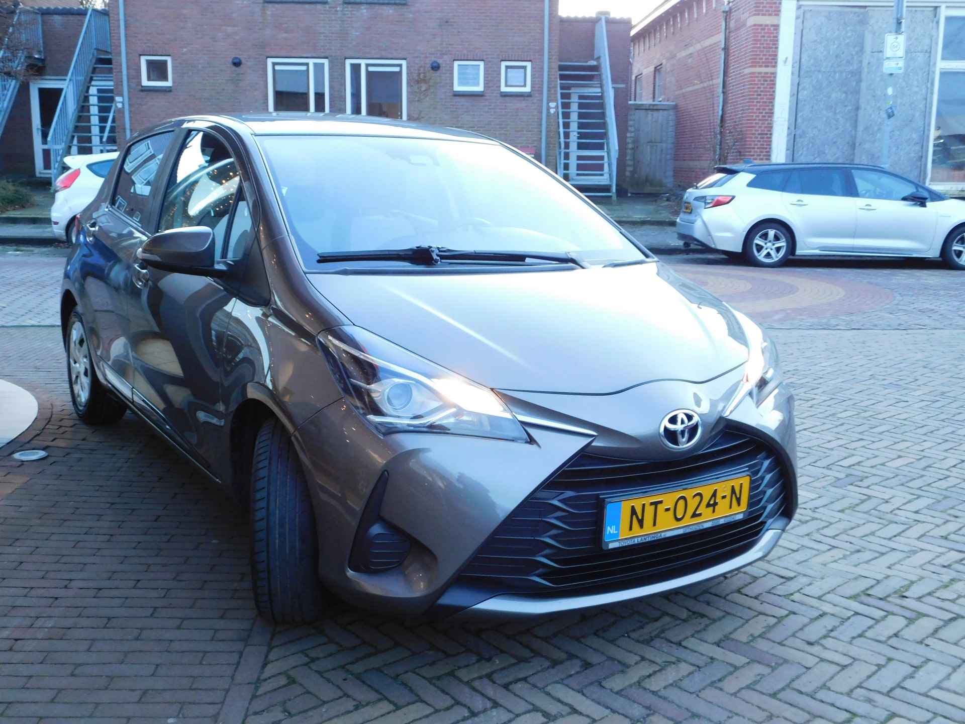 Toyota Yaris 1.5 VVT-i Aspiration - 12/55