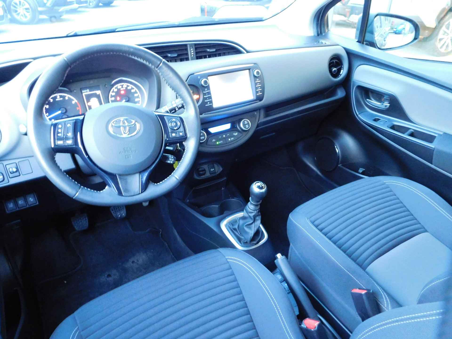 Toyota Yaris 1.5 VVT-i Aspiration - 17/55