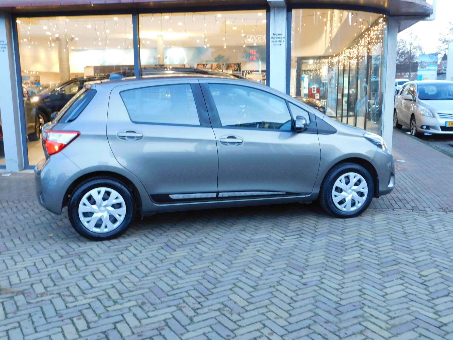 Toyota Yaris 1.5 VVT-i Aspiration - 40/55