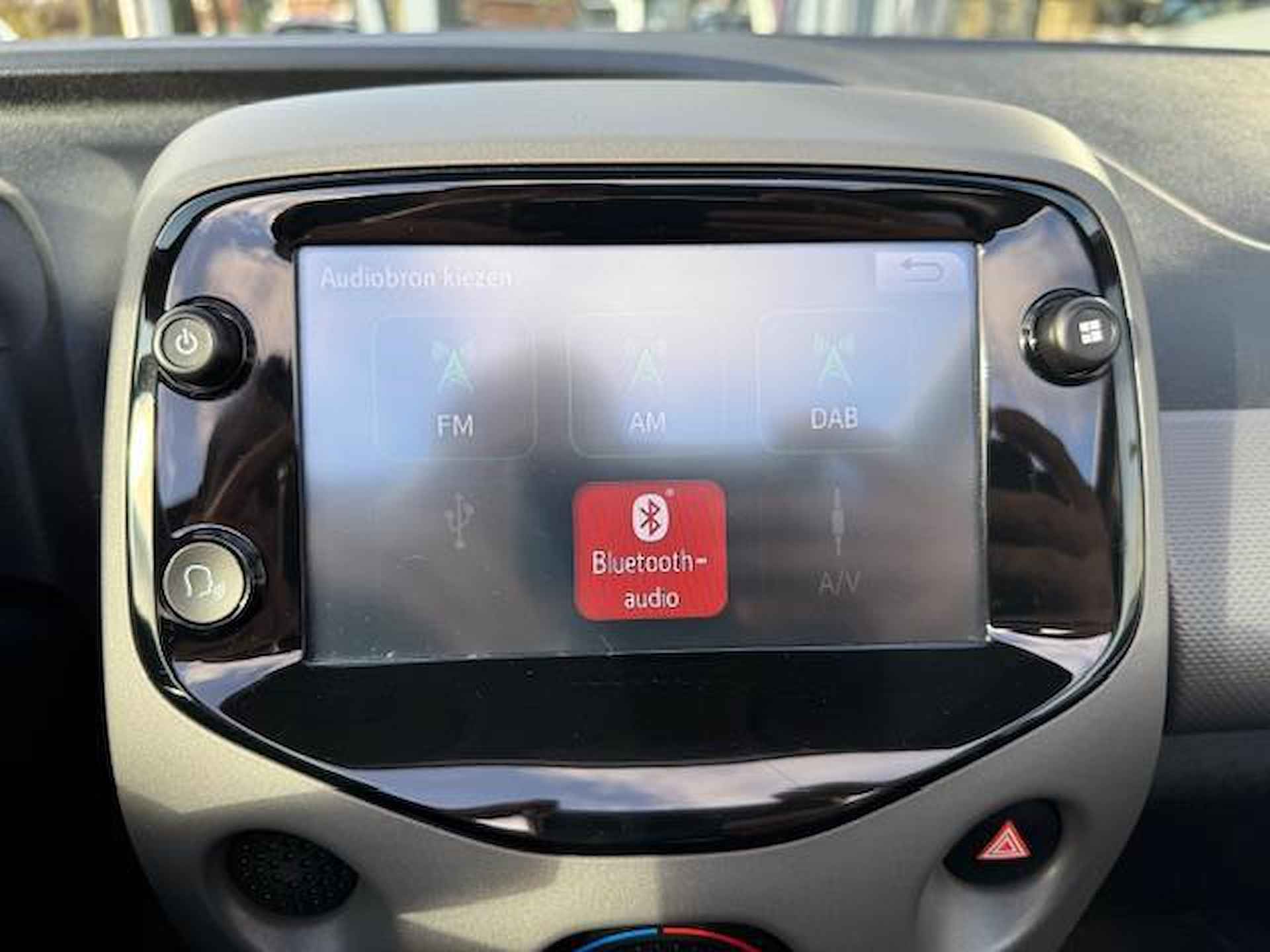 Peugeot 108 1.0 e-VTi Active TOP! | CABRIO | CAMERA | AIRCO | APPLE CARPLAY/ANDROID AUTO | BLUETOOTH | - 21/30