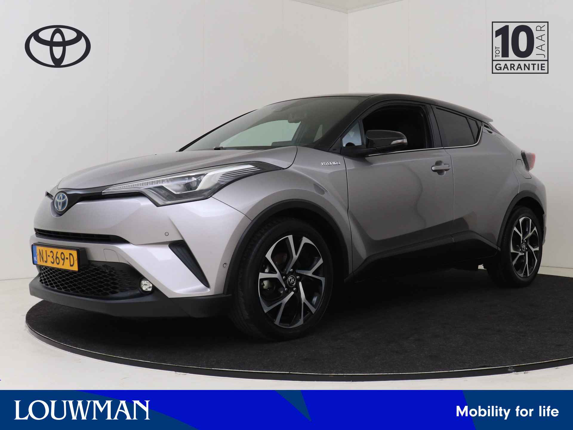 Toyota C-HR 1.8 Hybrid Bi-Tone Plus I Navigatie I Climate Control I Cruise Control I Camera I USB I LM Velgen I 1e Eigenaar I Lederen Bekleding I - 1/49