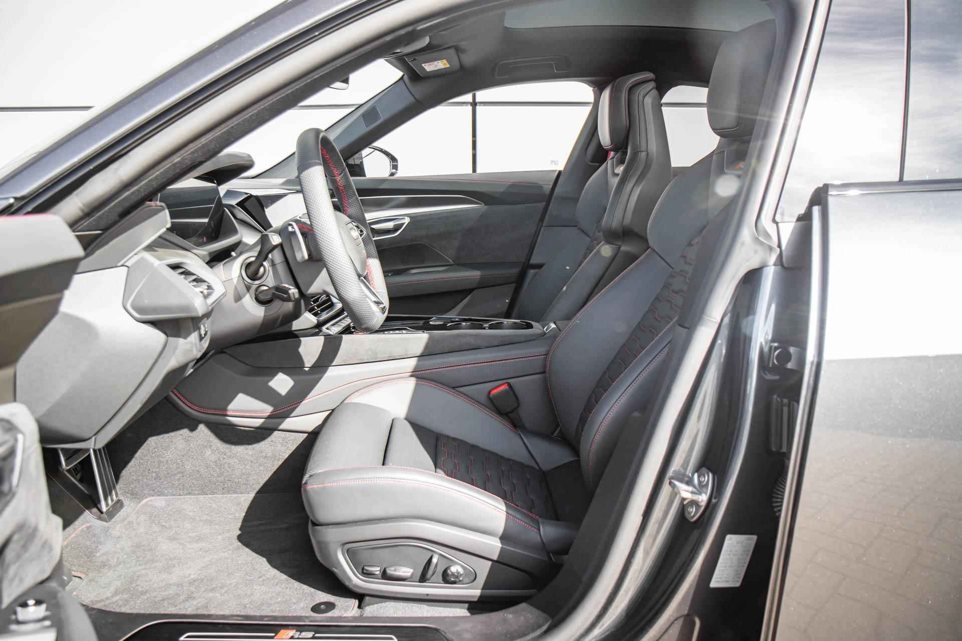 Audi e-tron GT RS 598pk 93 kWh | Achterasbesturing | Panoramadak | Laser LED | Head-up - 24/62