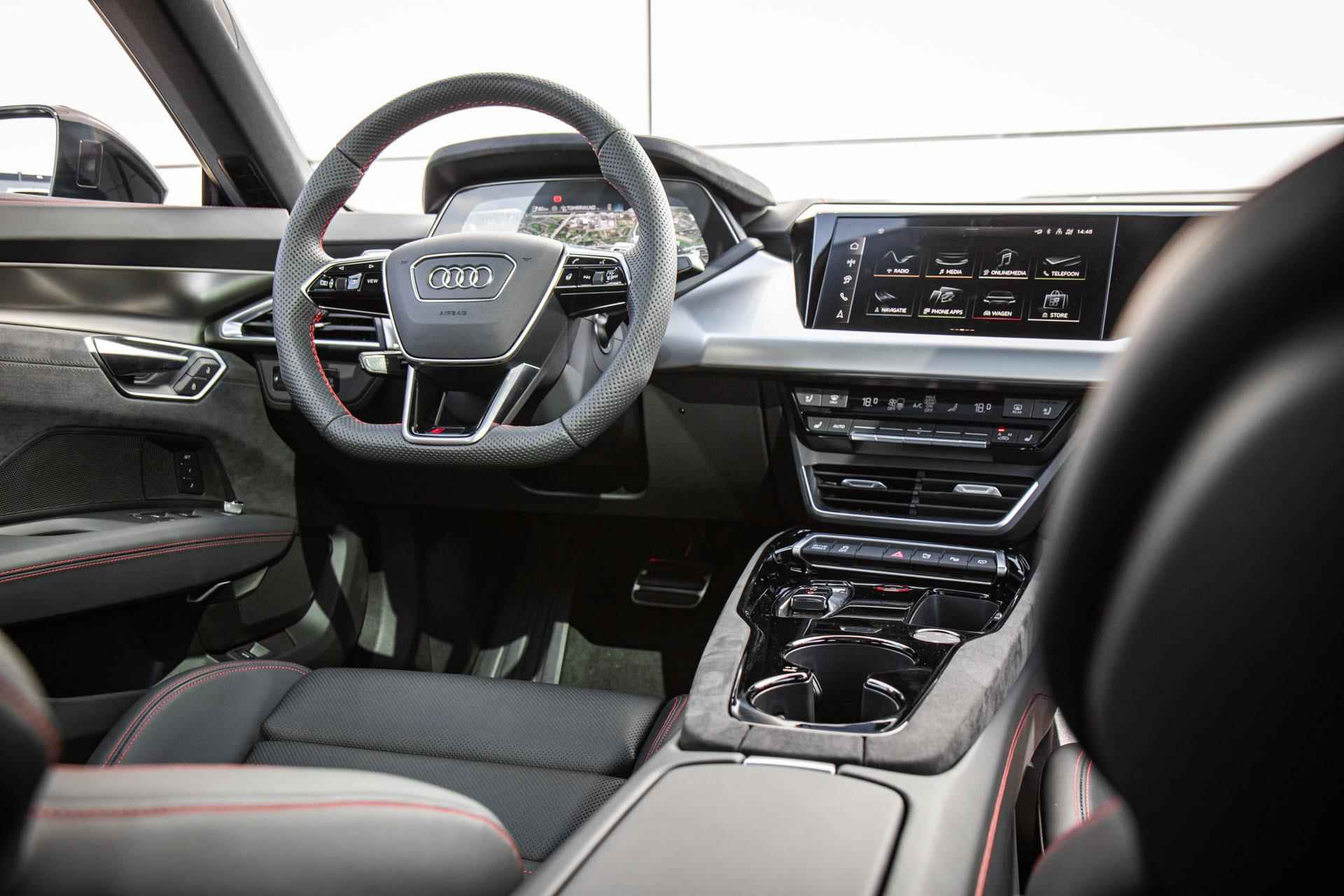 Audi e-tron GT RS 598pk 93 kWh | Achterasbesturing | Panoramadak | Laser LED | Head-up - 33/62