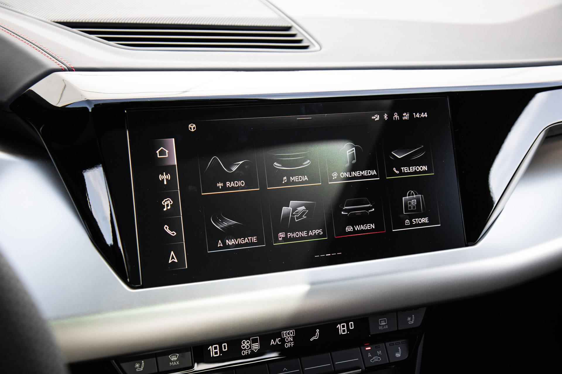 Audi e-tron GT RS 598pk 93 kWh | Achterasbesturing | Panoramadak | Laser LED | Head-up - 44/62