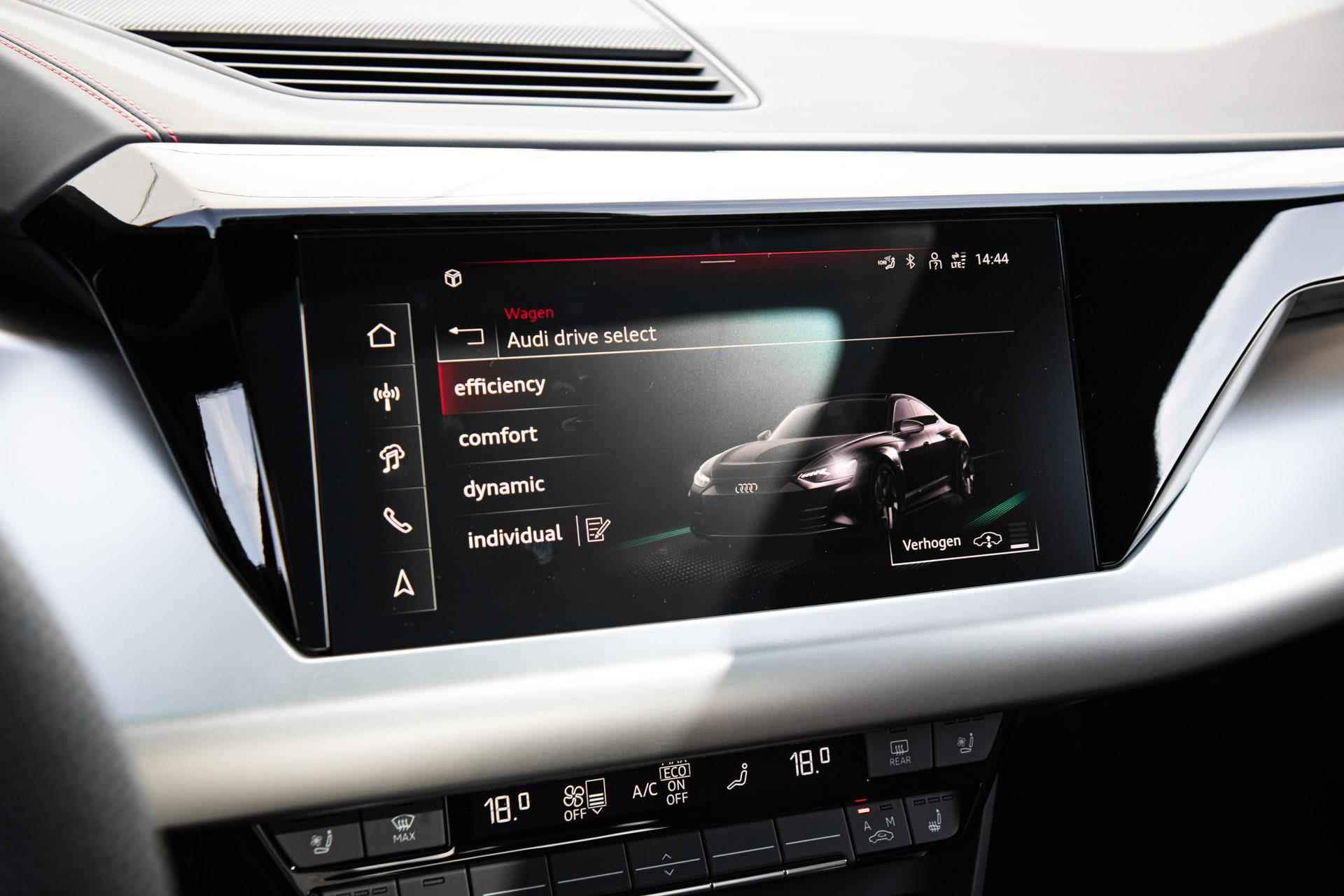 Audi e-tron GT RS 598pk 93 kWh | Achterasbesturing | Panoramadak | Laser LED | Head-up - 49/62