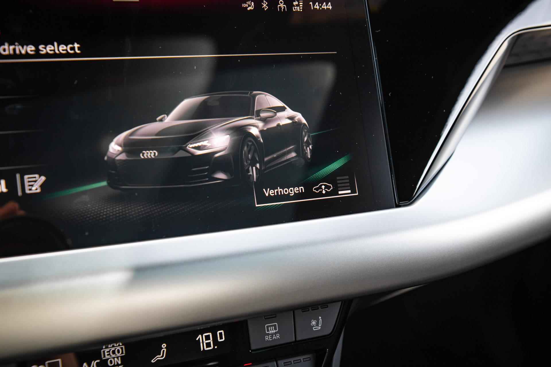 Audi e-tron GT RS 598pk 93 kWh | Achterasbesturing | Panoramadak | Laser LED | Head-up - 50/62